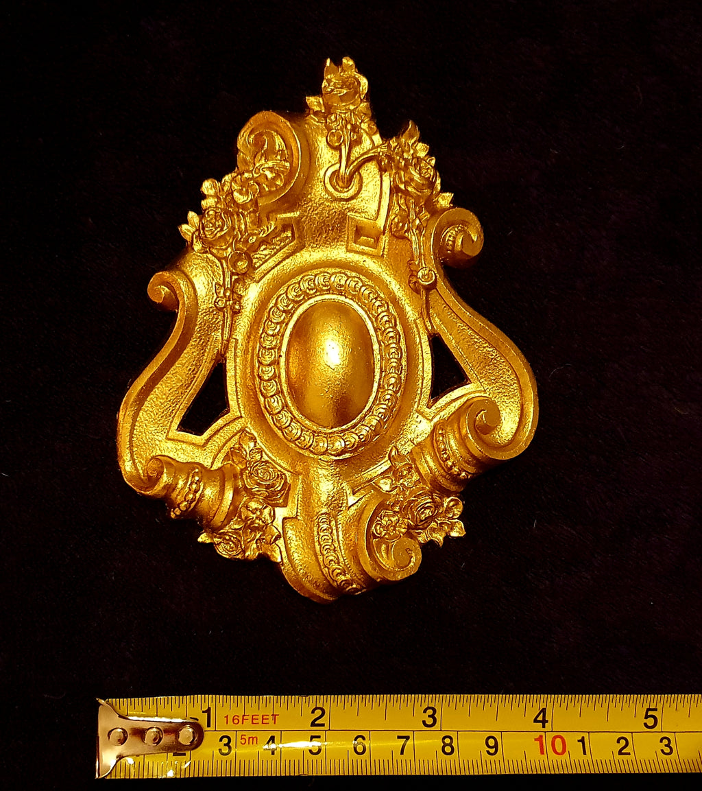 DECORATIVE ORNATE LOUIS XV STYLE PLASTIC MOULDING WALL DECORATION (No42)