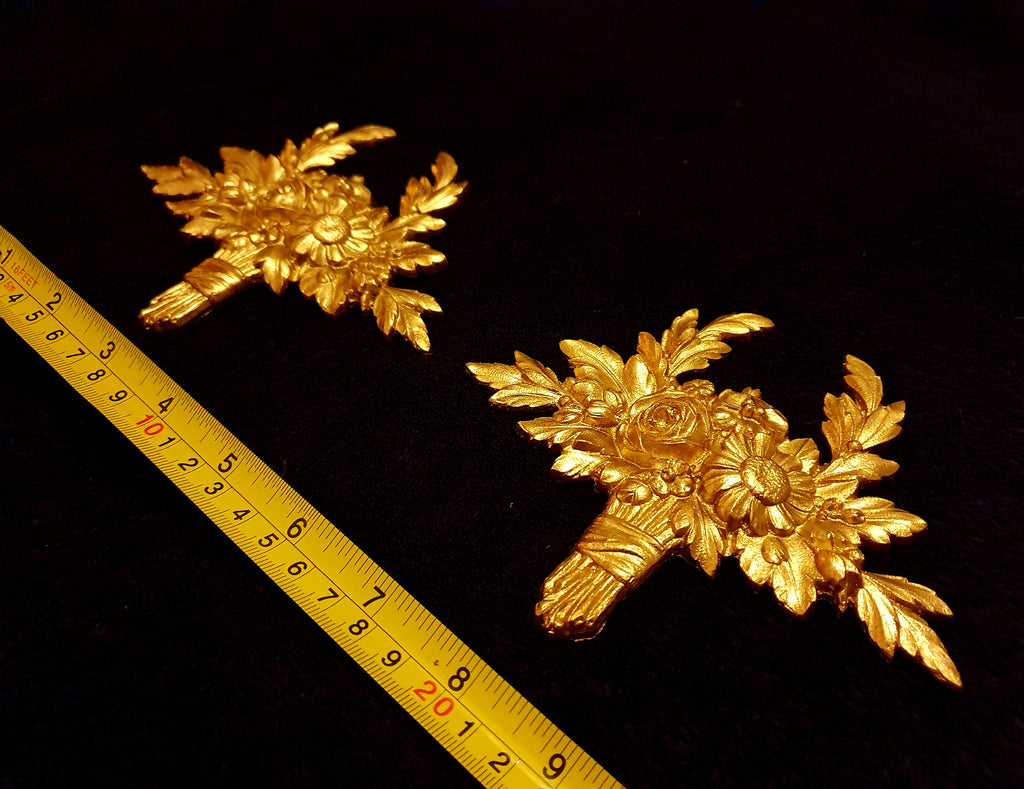 PAIR DECORATIVE FLORAL MOULDING LOUIS XVI WALL DECORATION (No23)