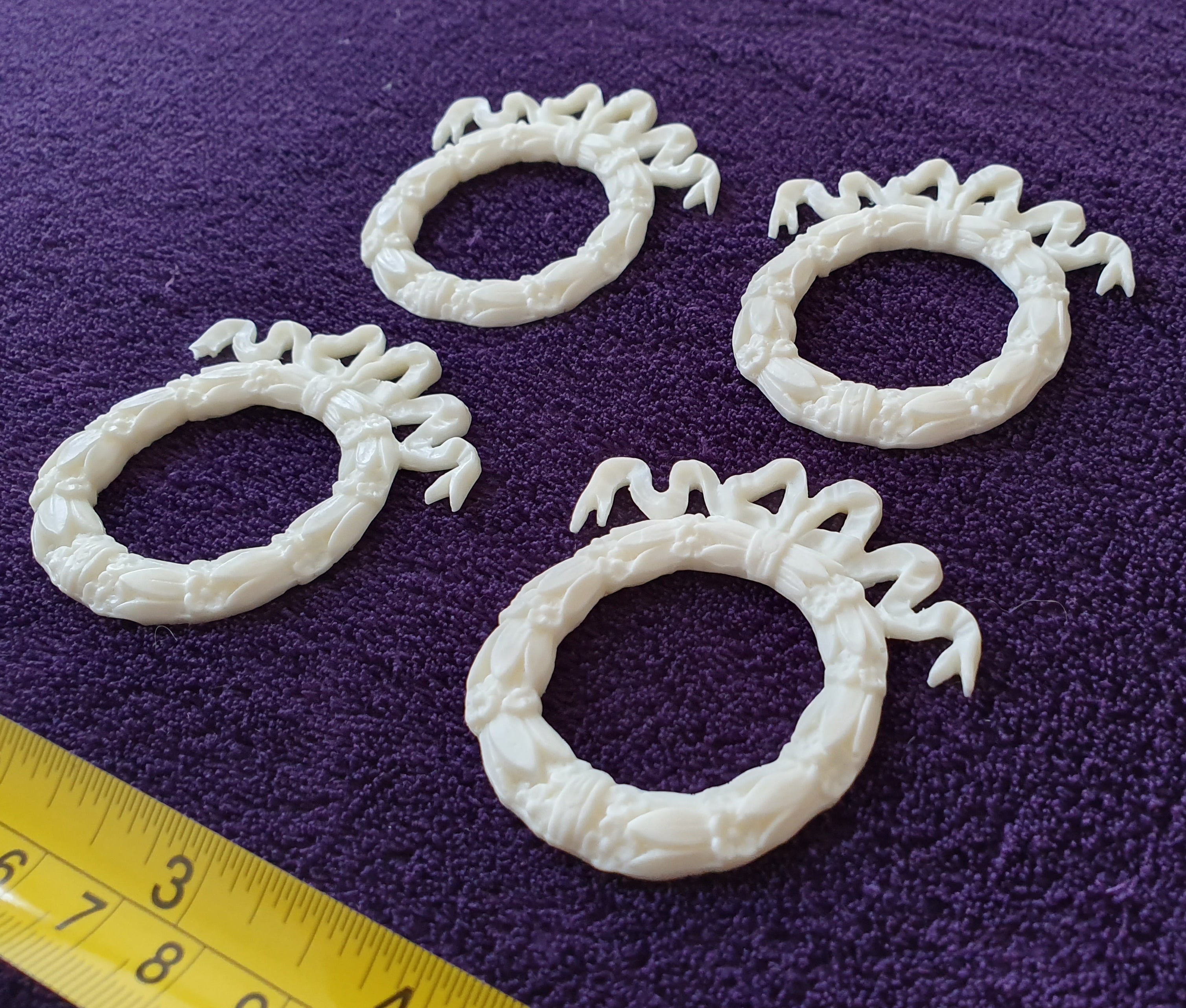4 DECORATIVE MOULDINGS WALL MIRROR DECORATION (No94)