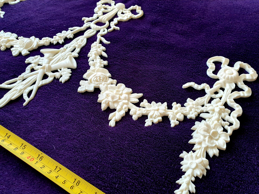 ORNATE DECORATIVE MOULDING VICTORIAN ANTIQUE FLORAL WALL DECORATION (No28)
