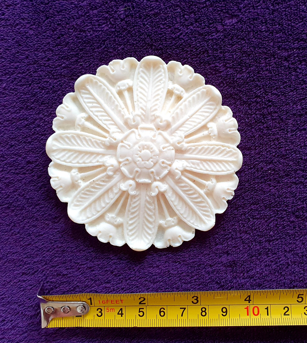 ORNATE ANTIQUE STYLE WALL MIRROR MOULDING DECORATION (No82)