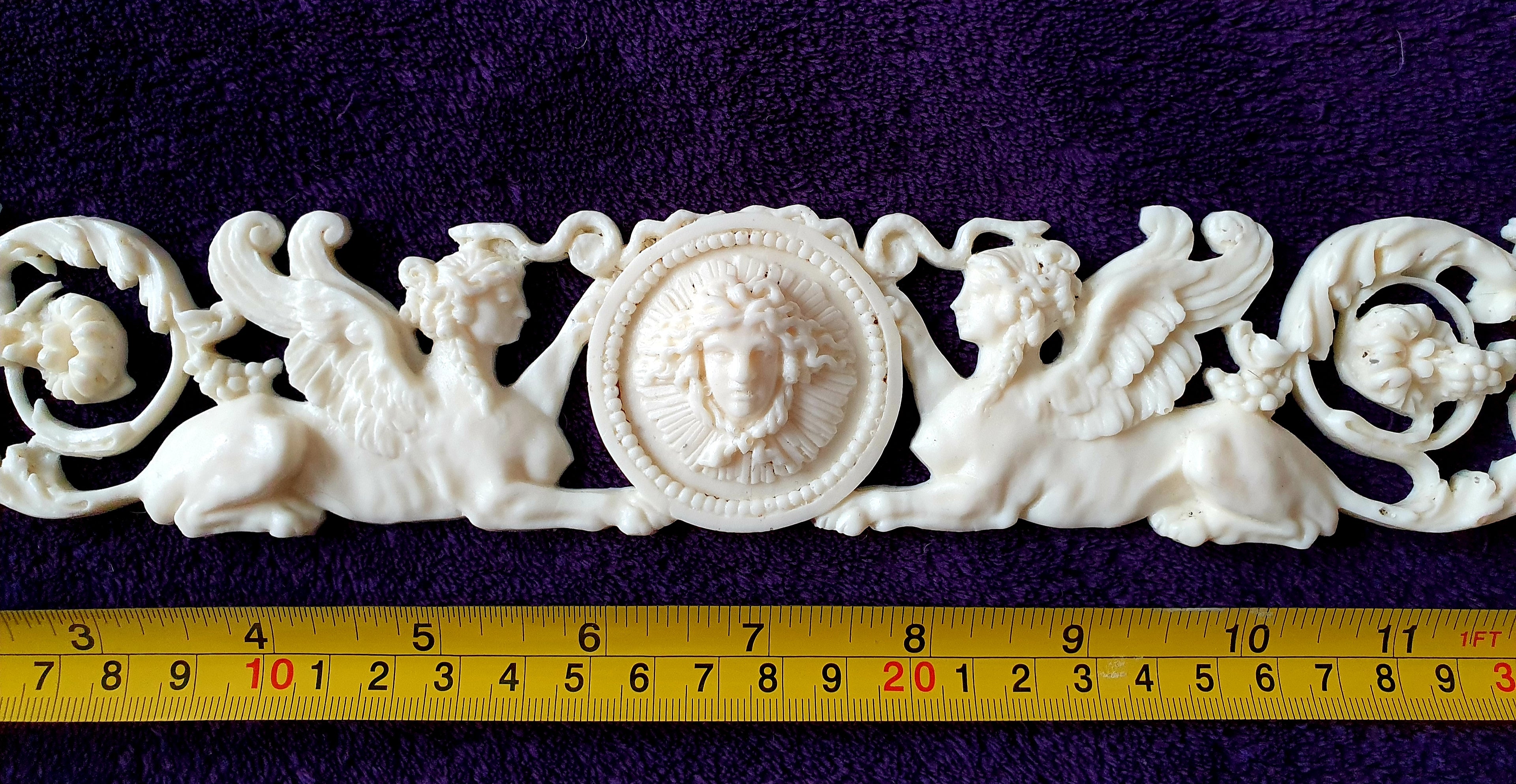 LARGE EMPIRE SPHINX GRIFFIN WALL MOULDING DECORATION (No8)