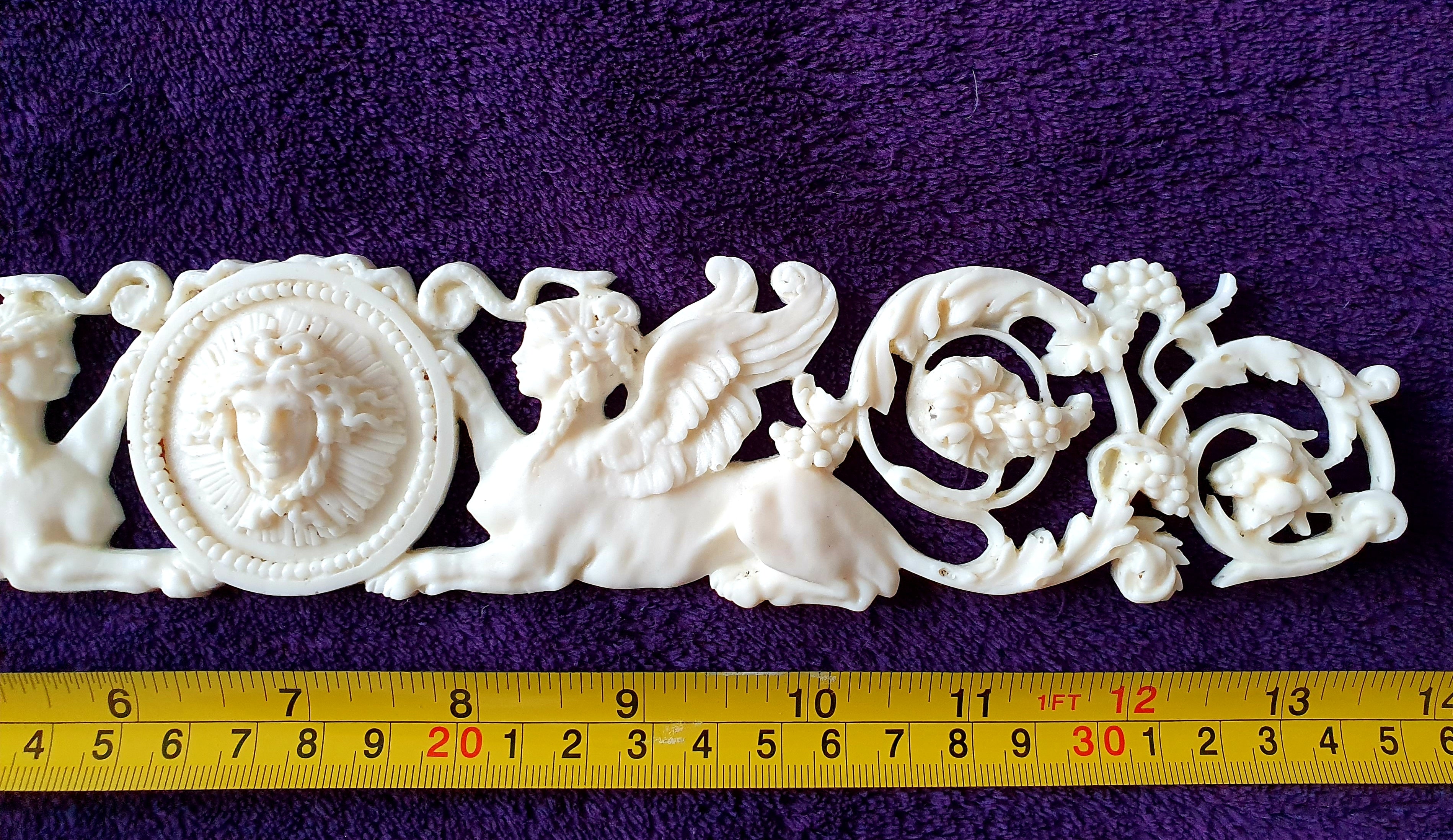 LARGE EMPIRE SPHINX GRIFFIN WALL MOULDING DECORATION (No8)