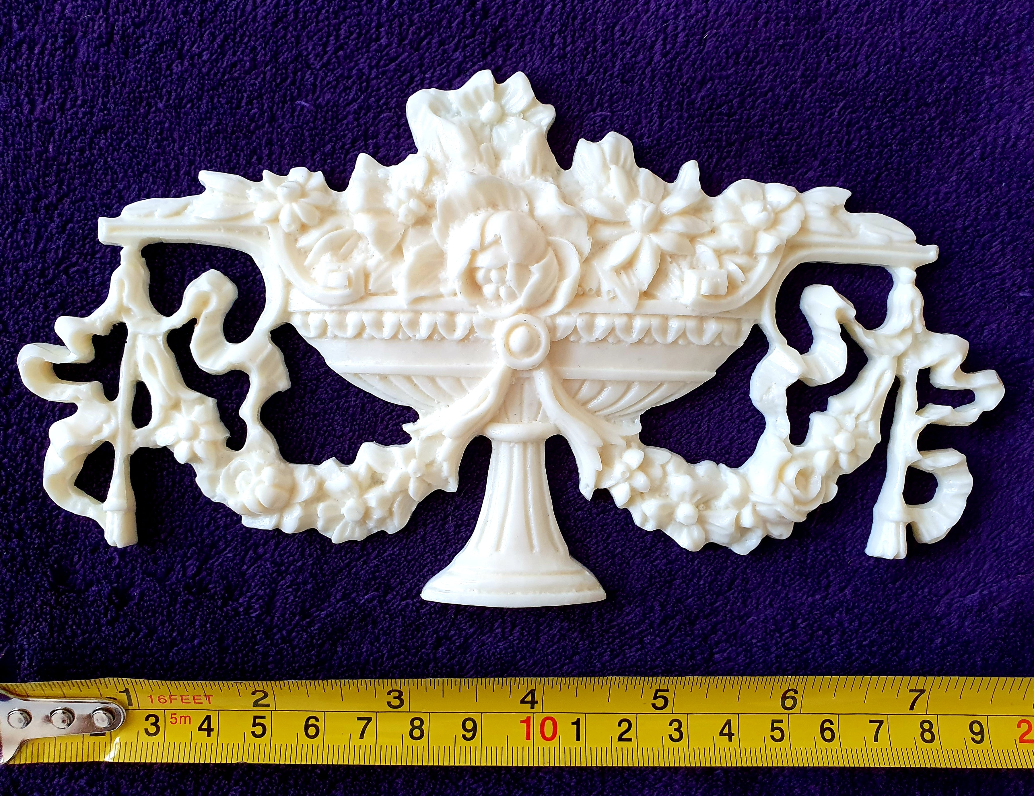 ORNATE ANTIQUE STYLE WALL MIRROR MOULDING DECORATION (No77)