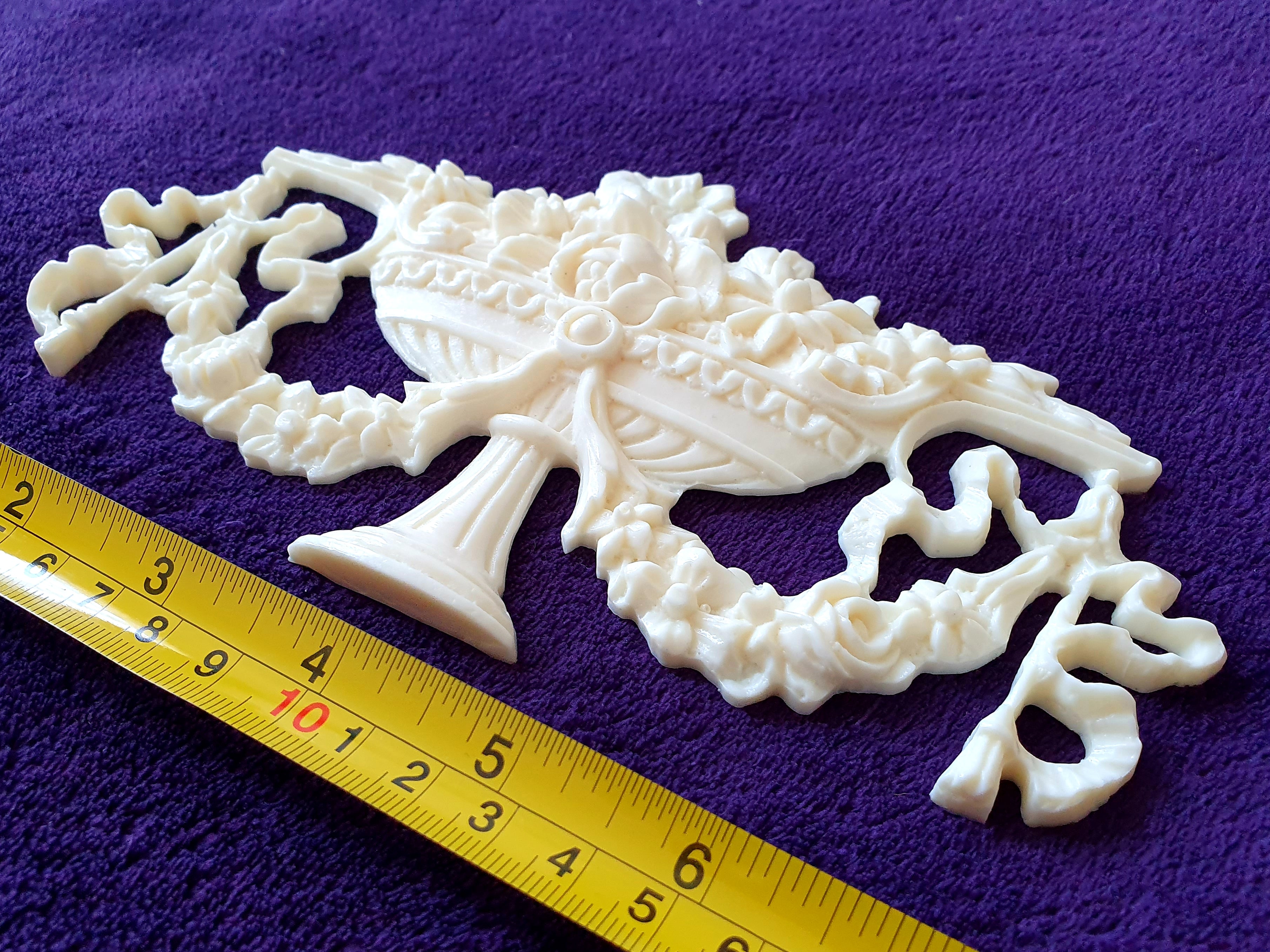 ORNATE ANTIQUE STYLE WALL MIRROR MOULDING DECORATION (No77)