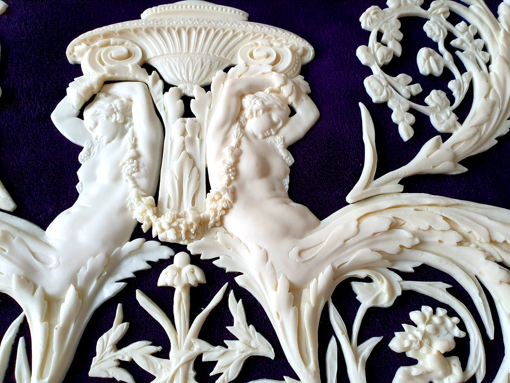 LARGE LOUIS XVI PLASTIC ORNATE WALL MIRROR MOULDING DECORATION (No22)