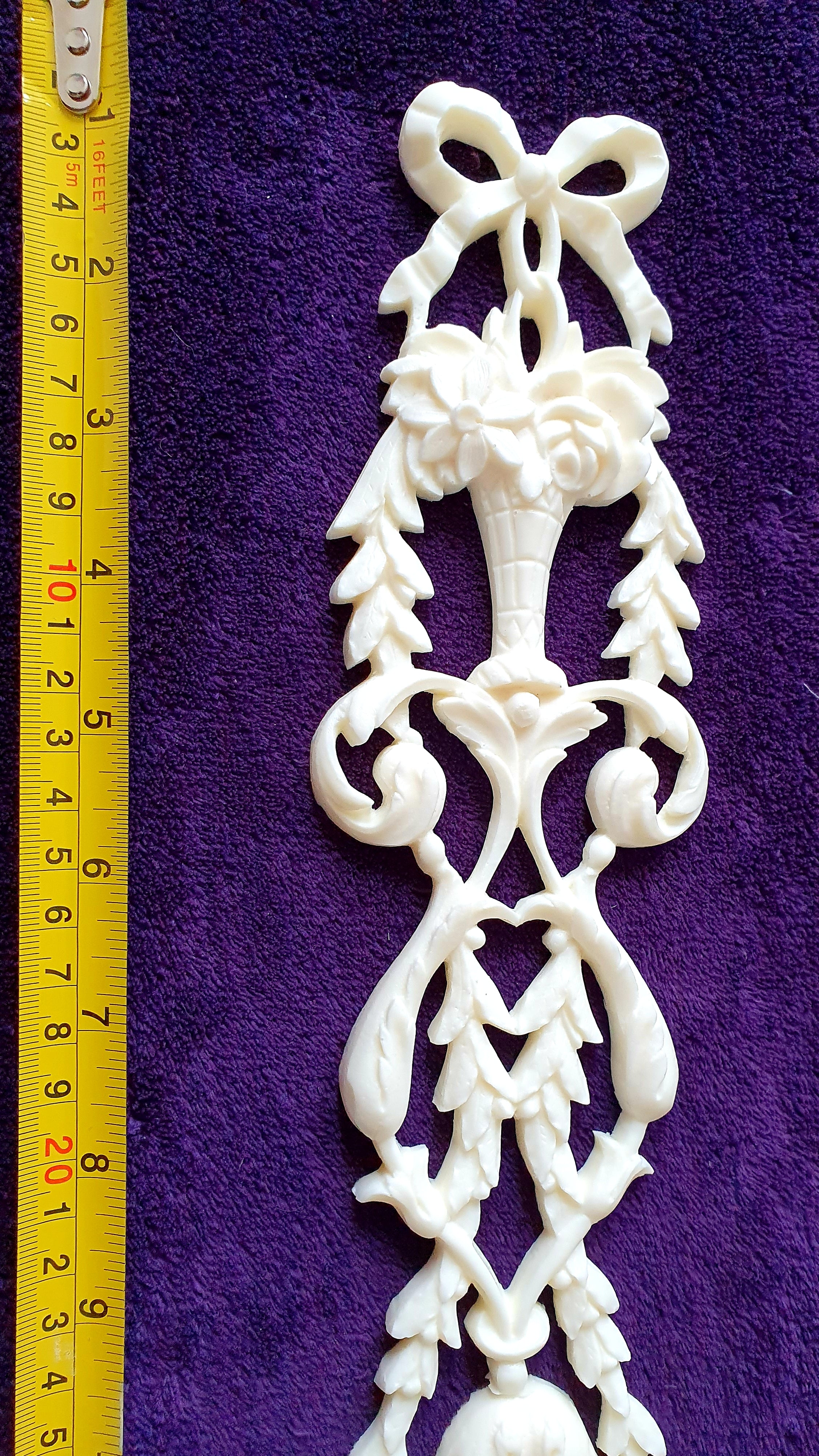 ORNATE ANTIQUE STYLE WALL MIRROR MOULDING DECORATION (No107)