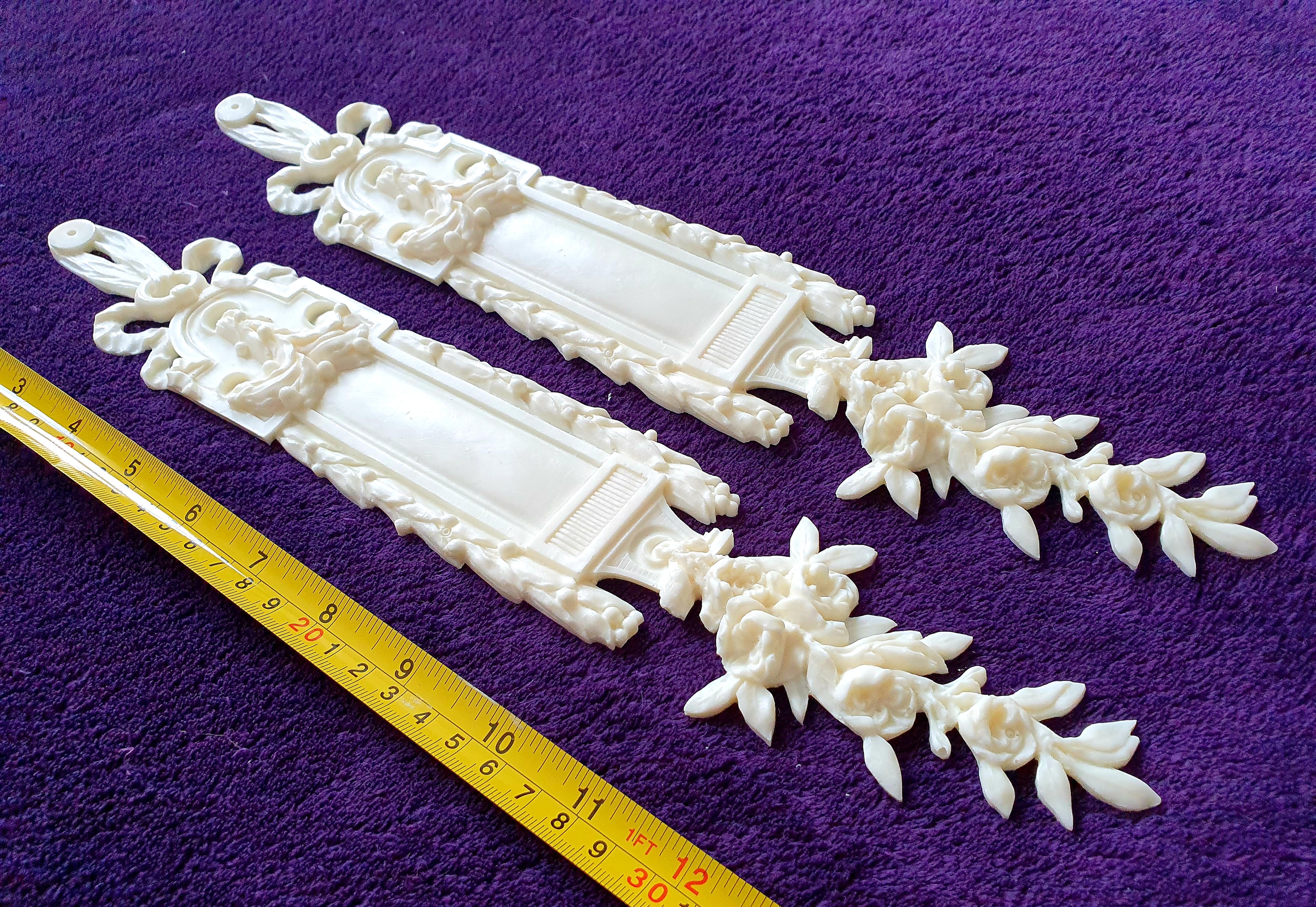 PAIR DECORATIVE MOULDING ANTIQUE STYLE WALL MIRROR DECORATION (No75)