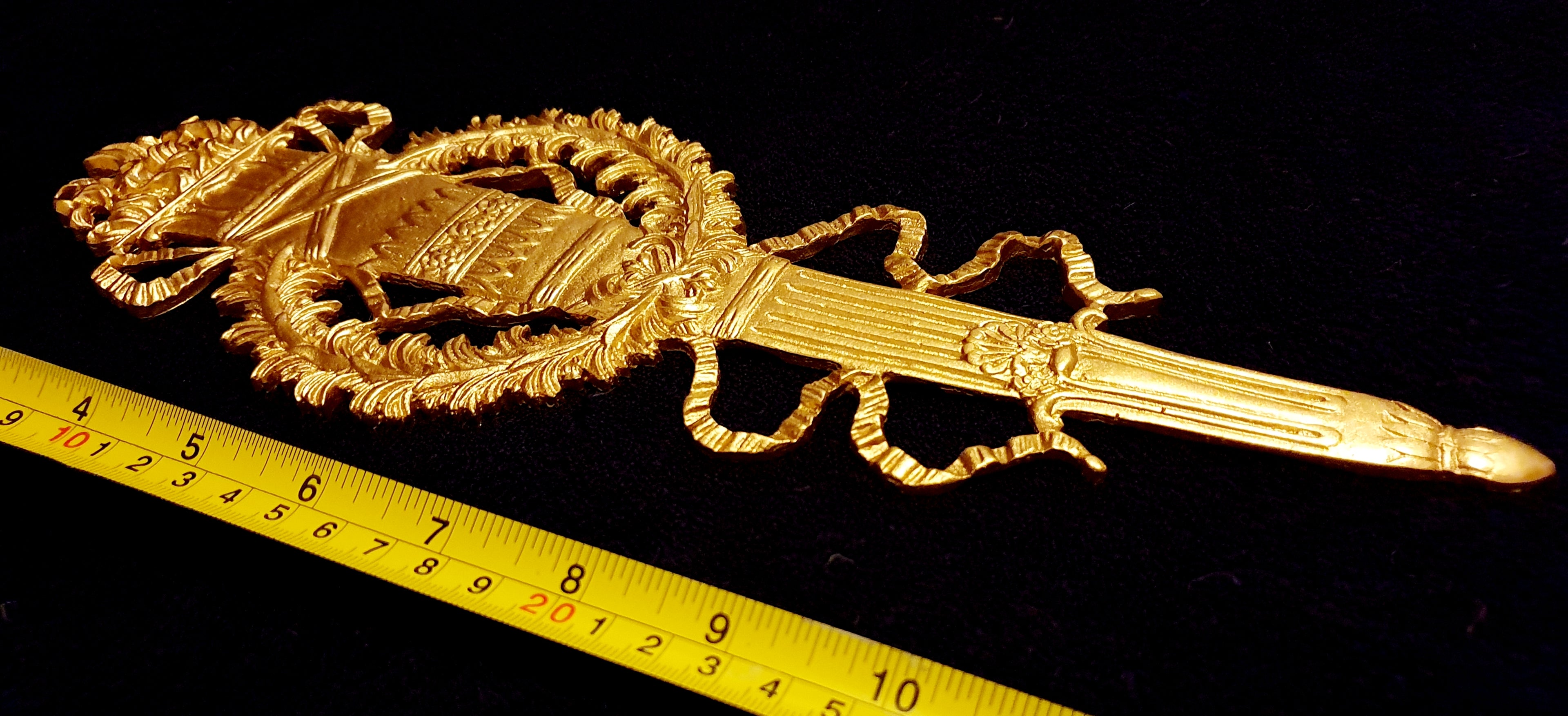 ORNATE ANTIQUE STYLE WALL MIRROR MOULDING DECORATION (No104)