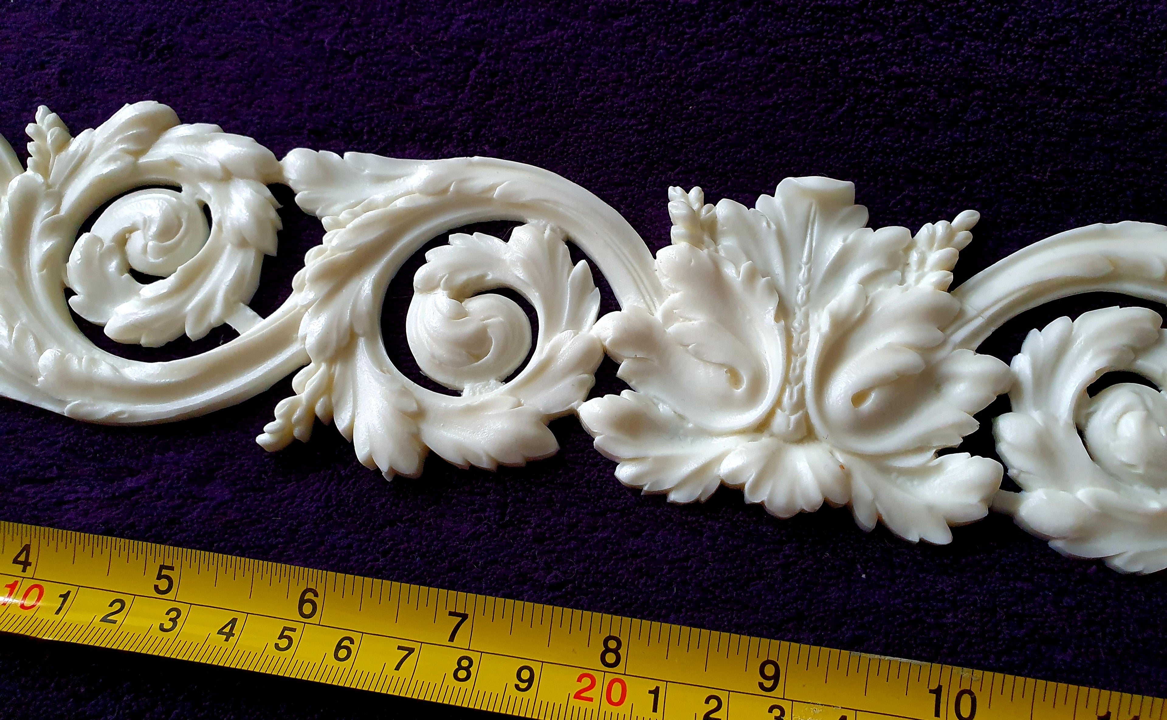 LARGE ORNATE LOUIS XVI WALL MIRROR MOULDING DECORATION (No48)