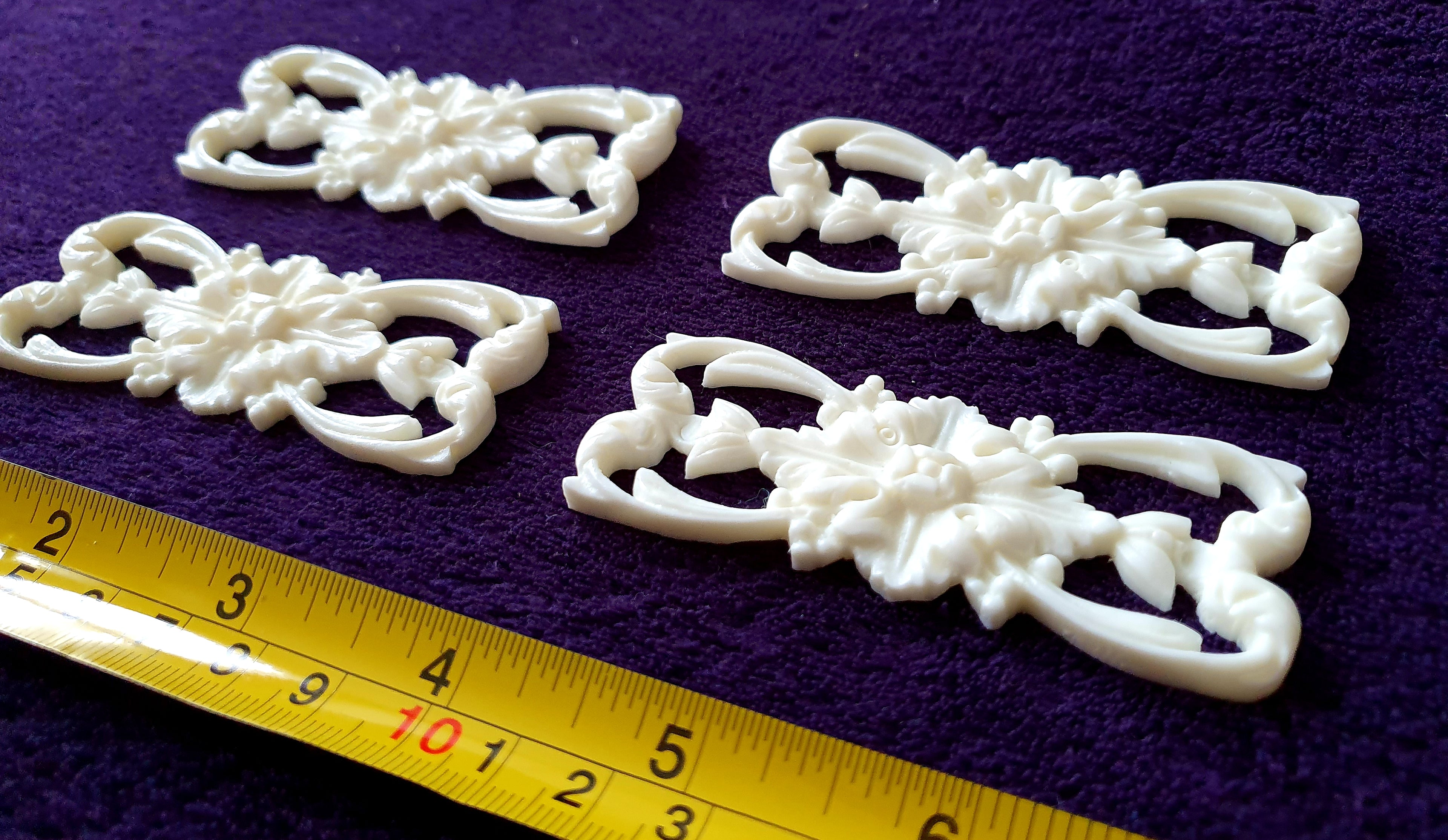 4 DECORATIVE MOULDINGS WALL MIRROR DECORATION (No60)