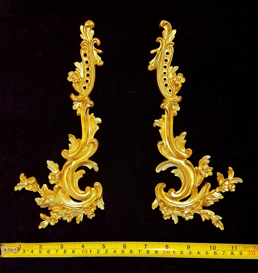 PAIR ORNATE ANTIQUE STYLE WALL MIRROR MOULDING DECORATION (No112)