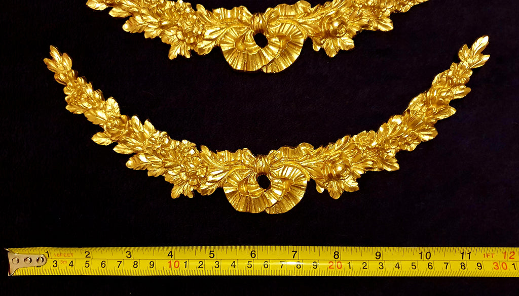 PAIR DECORATIVE FLORAL MOULDING WALL FURNITURE DECORATION (No13)