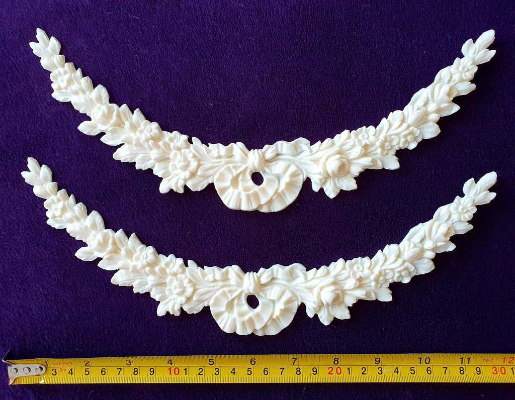 PAIR DECORATIVE FLORAL MOULDING WALL FURNITURE DECORATION (No13)