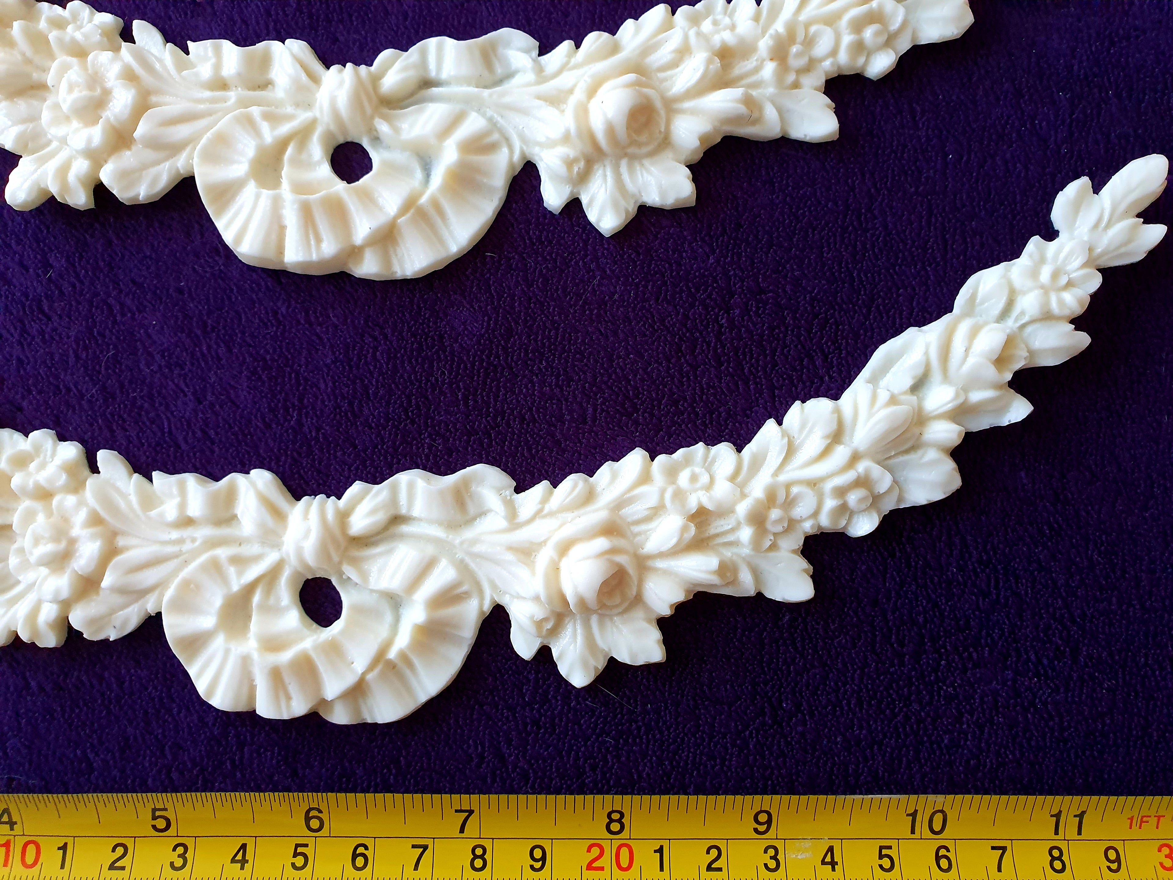 PAIR DECORATIVE FLORAL MOULDING WALL FURNITURE DECORATION (No13)