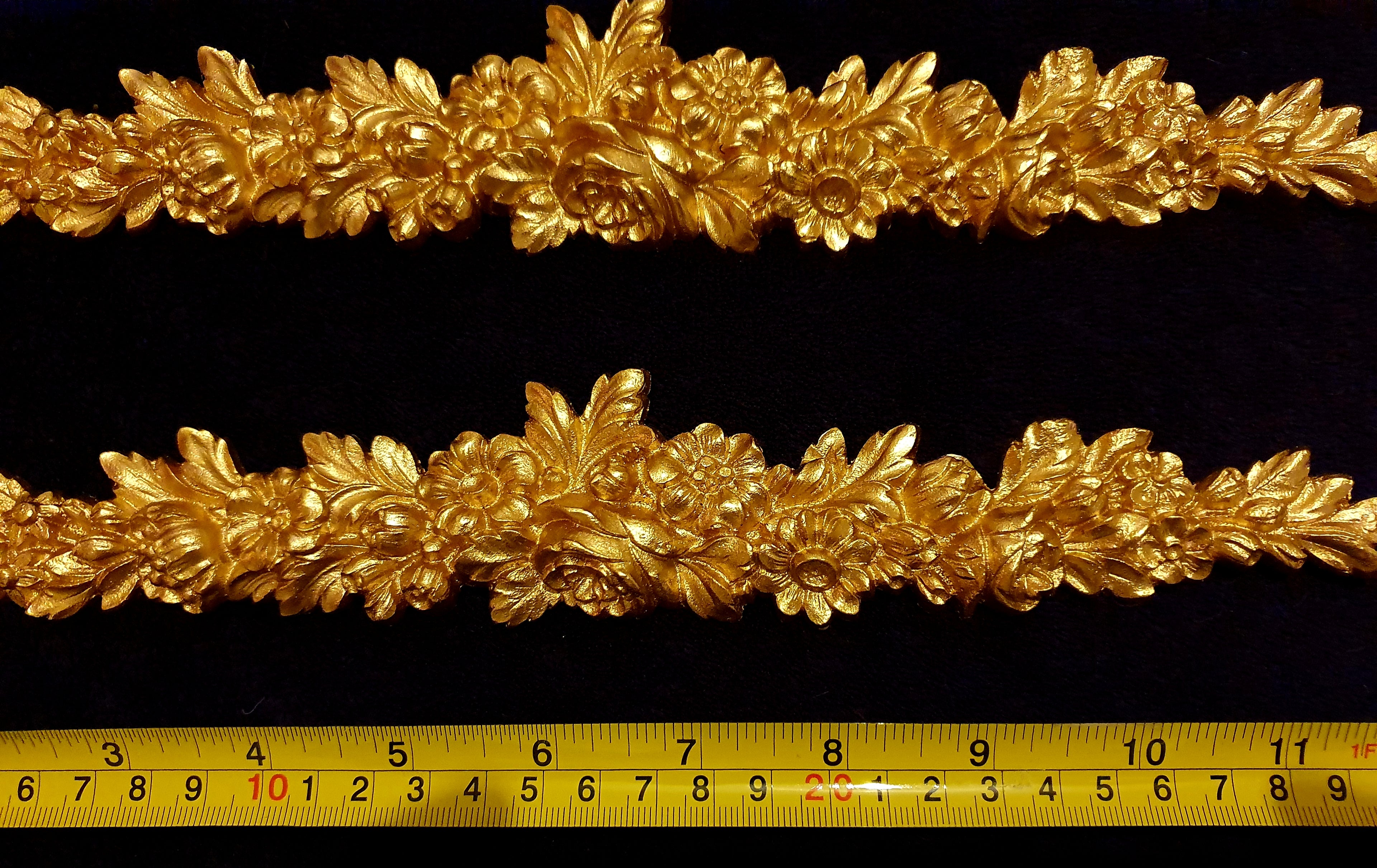 PAIR DECORATIVE MOULDING ANTIQUE STYLE WALL MIRROR DECORATION (No68)