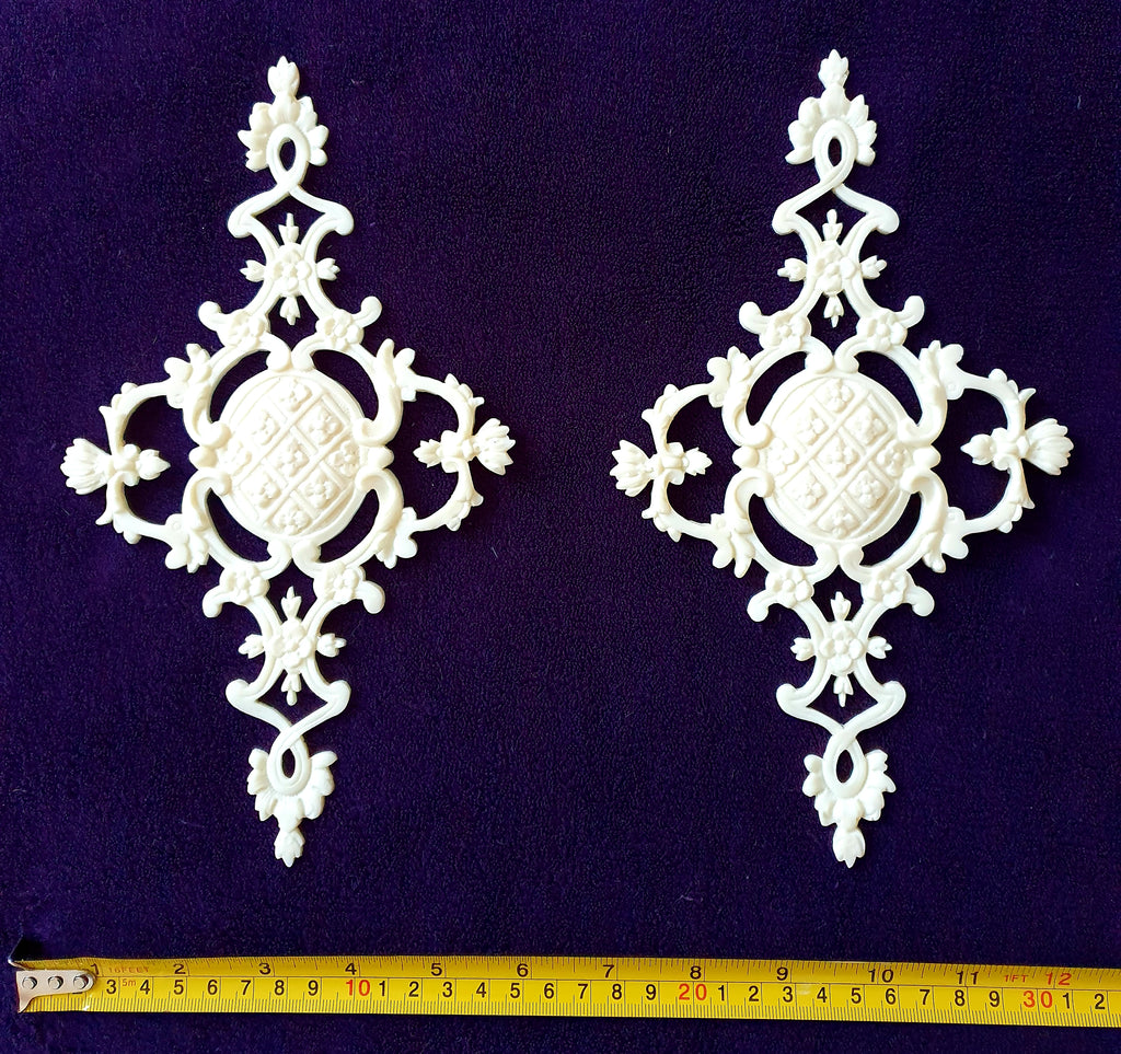 PAIR DECORATIVE MOULDING ONLAY LOUIS XVI DECORATION (No18)