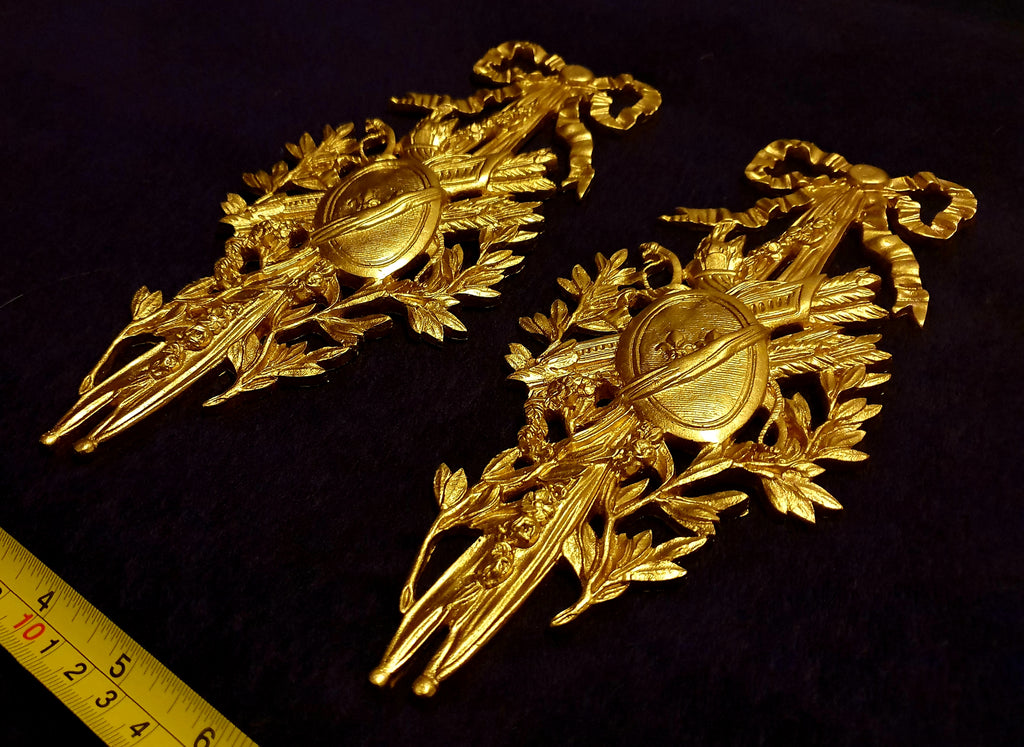 PAIR DECORATIVE MOULDING ONLAY LOUIS XVI DECORATION (No4)