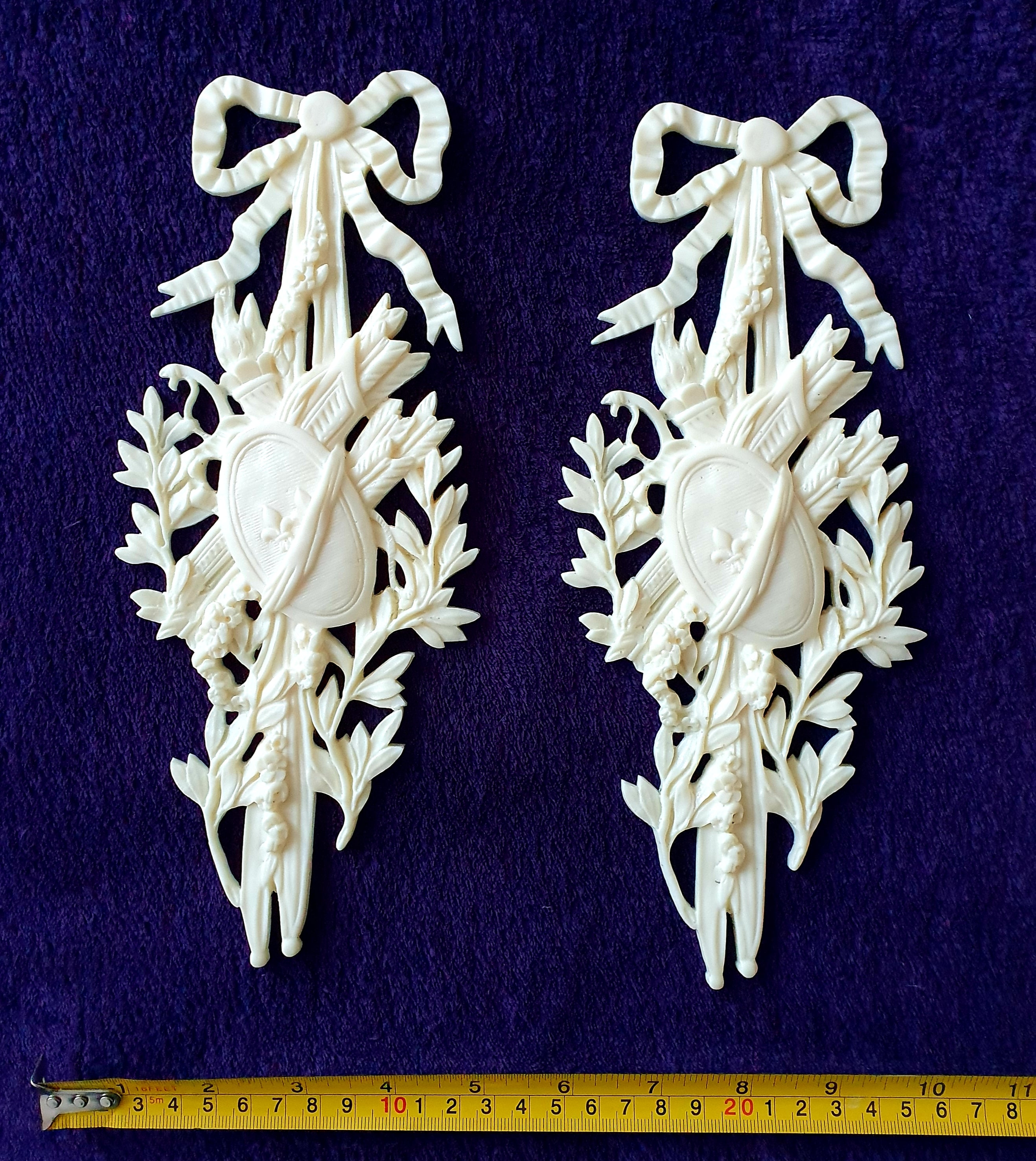 PAIR DECORATIVE MOULDING ONLAY LOUIS XVI DECORATION (No4)