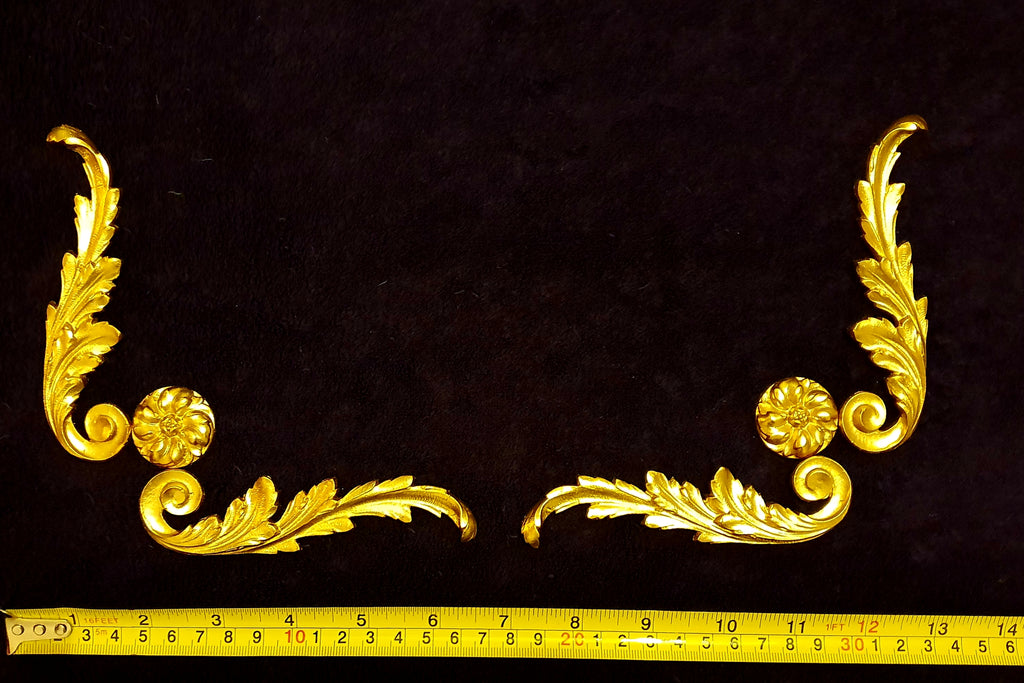 4 DECORATIVE SCROLL WALL MOUNT (No3)
