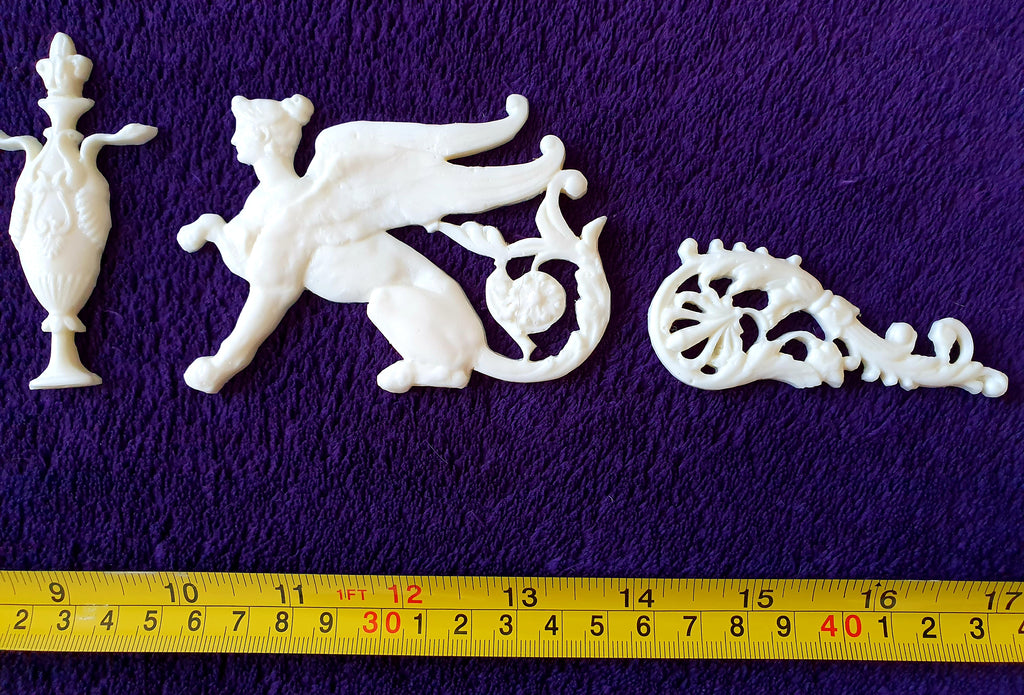 VICTORIAN EMPIRE SPHINX GRIFFIN ONLAY WALL MOULDING DECORATION (No20)