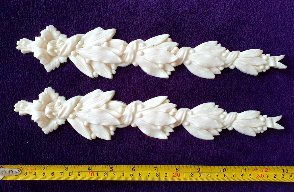 PAIR DECORATIVE MOULDING ANTIQUE STYLE WALL MIRROR DECORATION (No71)