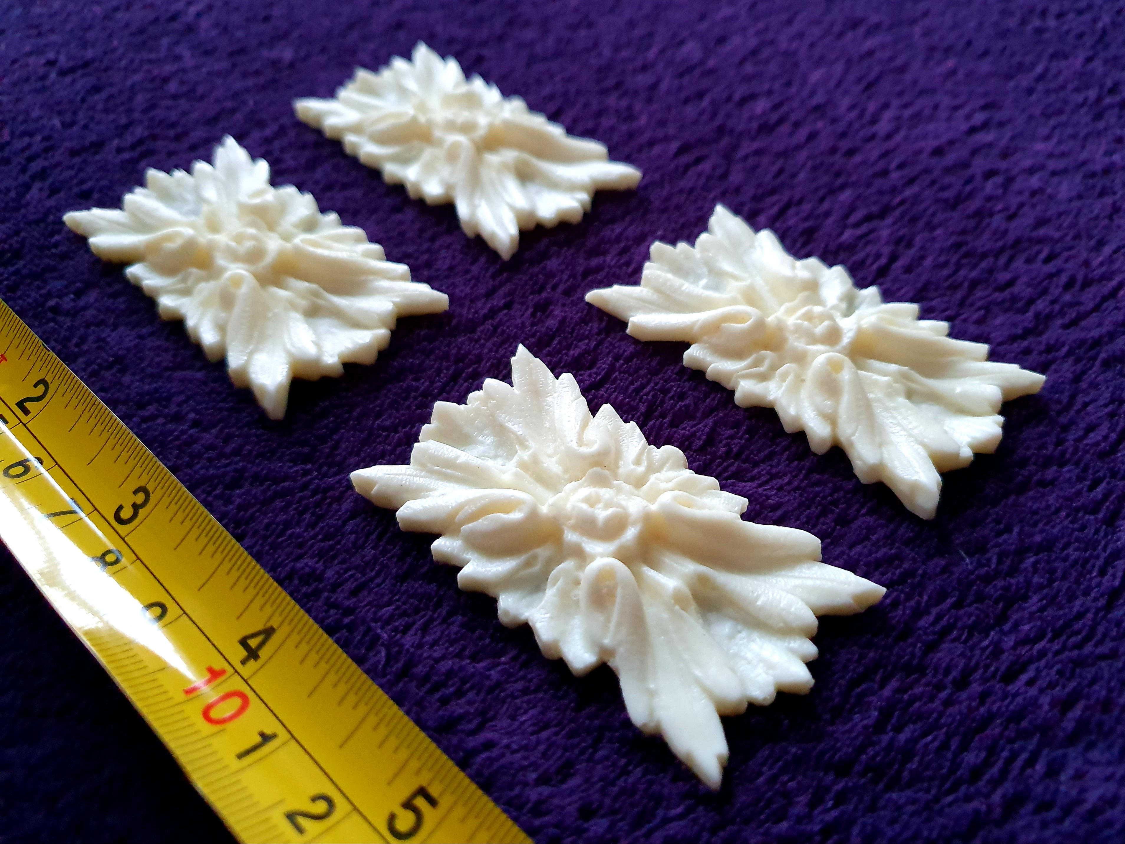 4 DECORATIVE MOULDINGS WALL MIRROR DECORATION (No57)