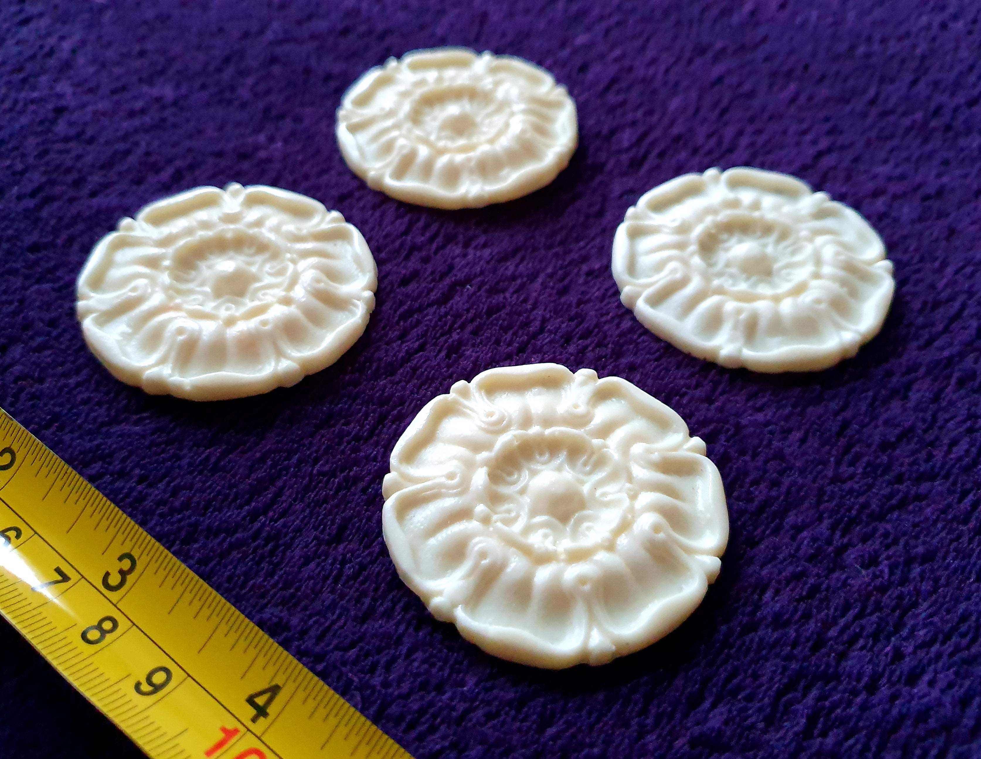 4 DECORATIVE MOULDINGS WALL MIRROR DECORATION (No58)