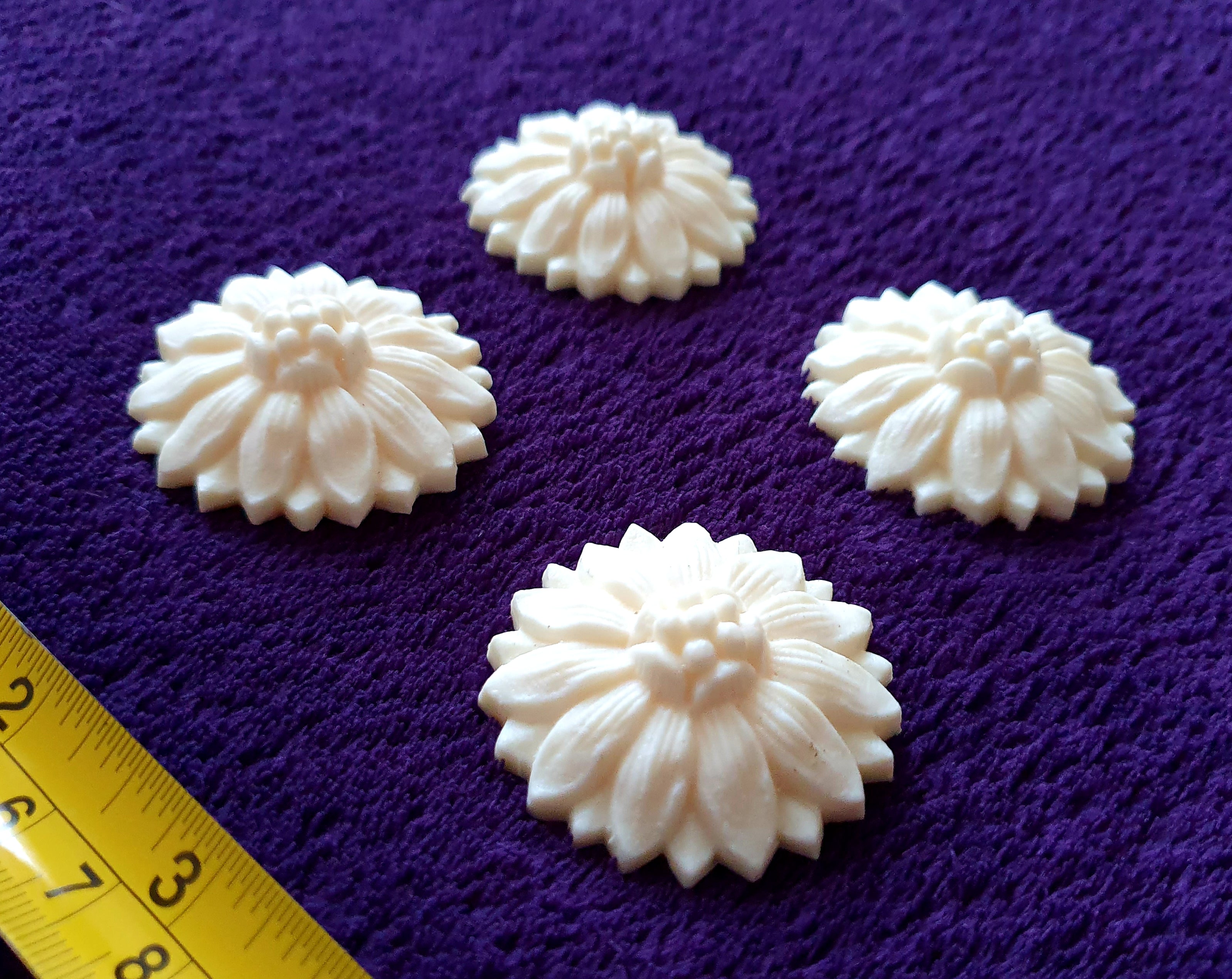 4 DECORATIVE MOULDINGS WALL MIRROR DECORATION (No59)