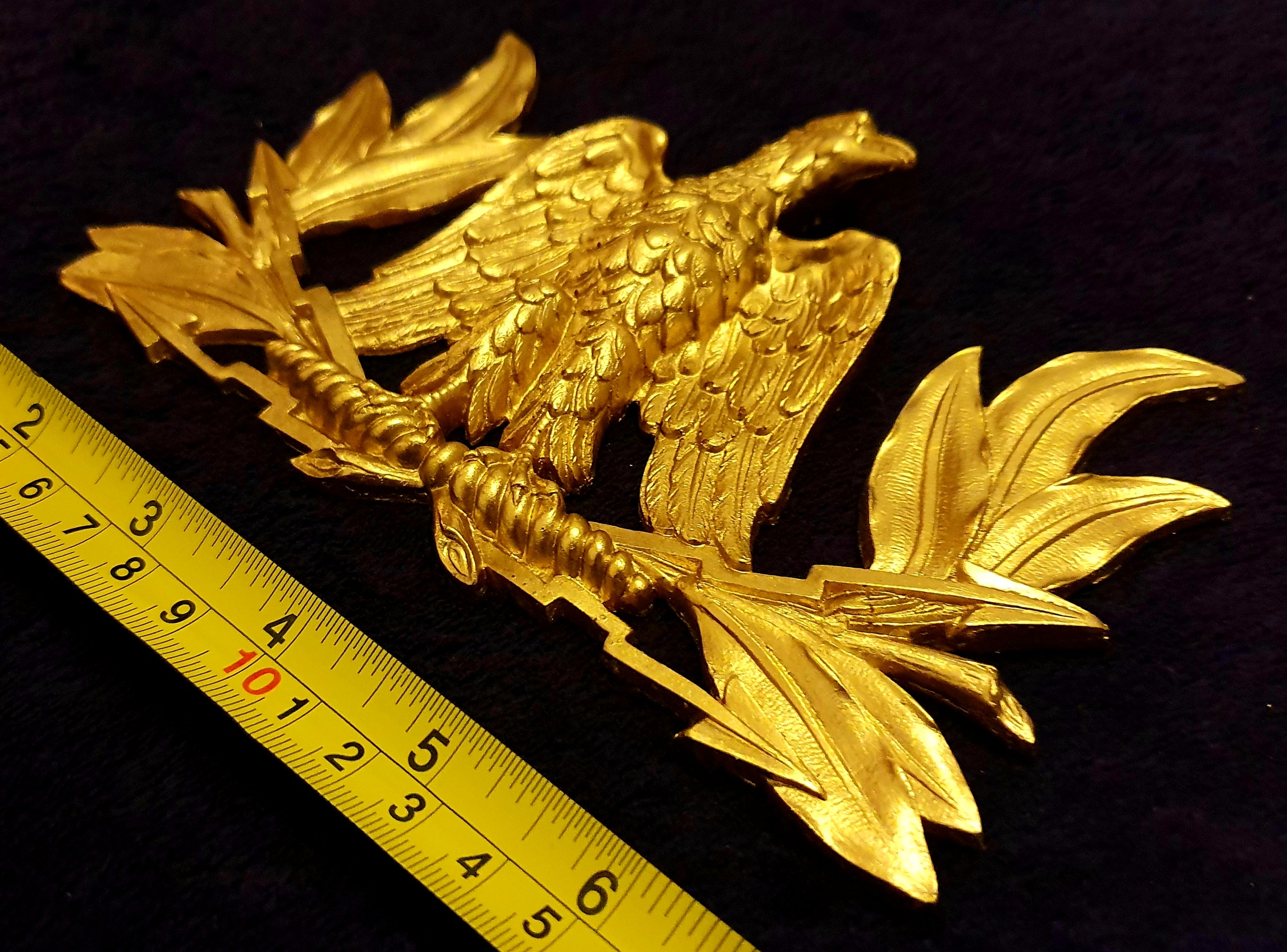 ORNATE ANTIQUE STYLE EAGLE WALL MIRROR MOULDING DECORATION (No144)