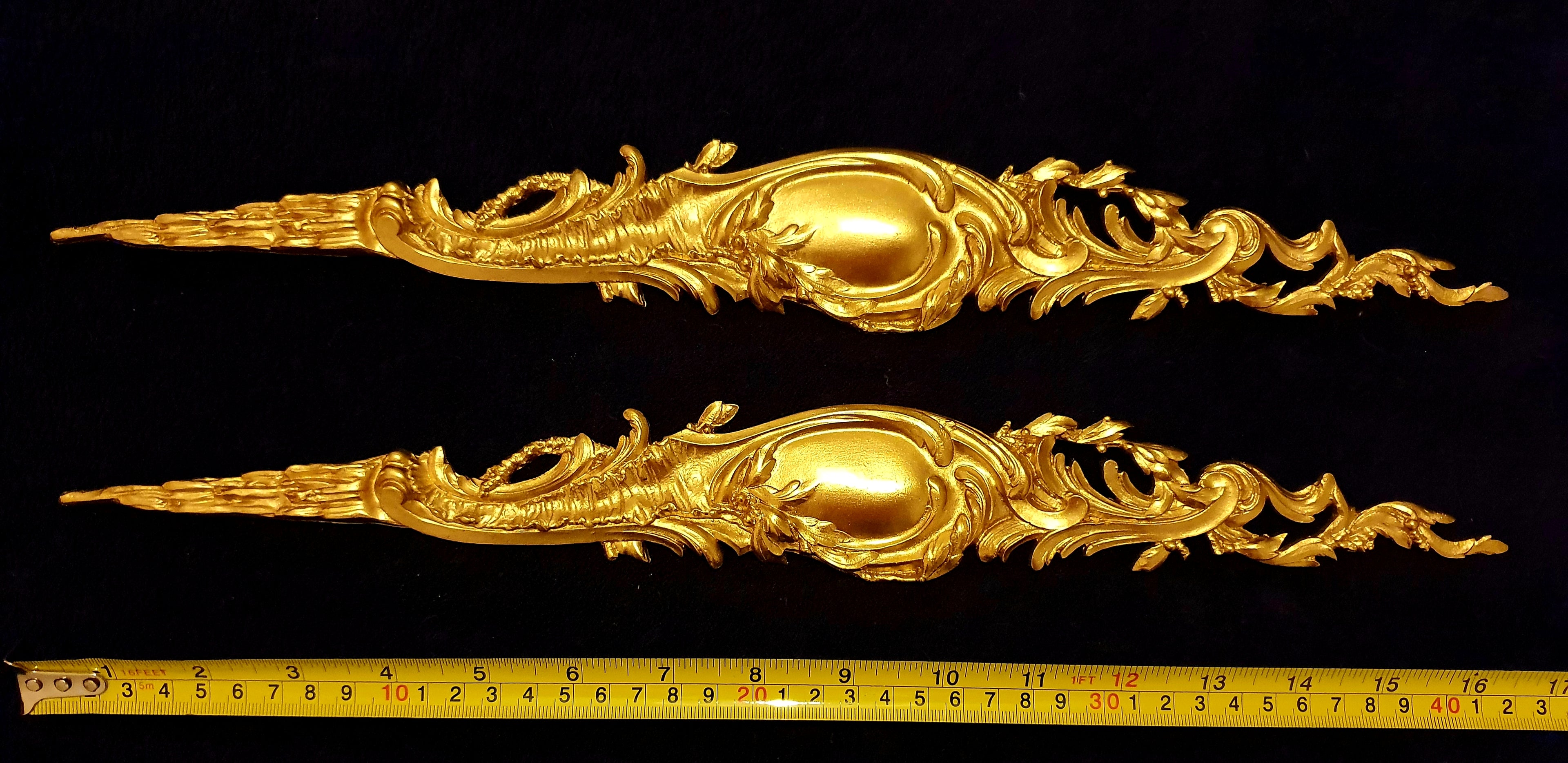 PAIR DECORATIVE MOULDING ANTIQUE STYLE WALL MIRROR DECORATION (No67)