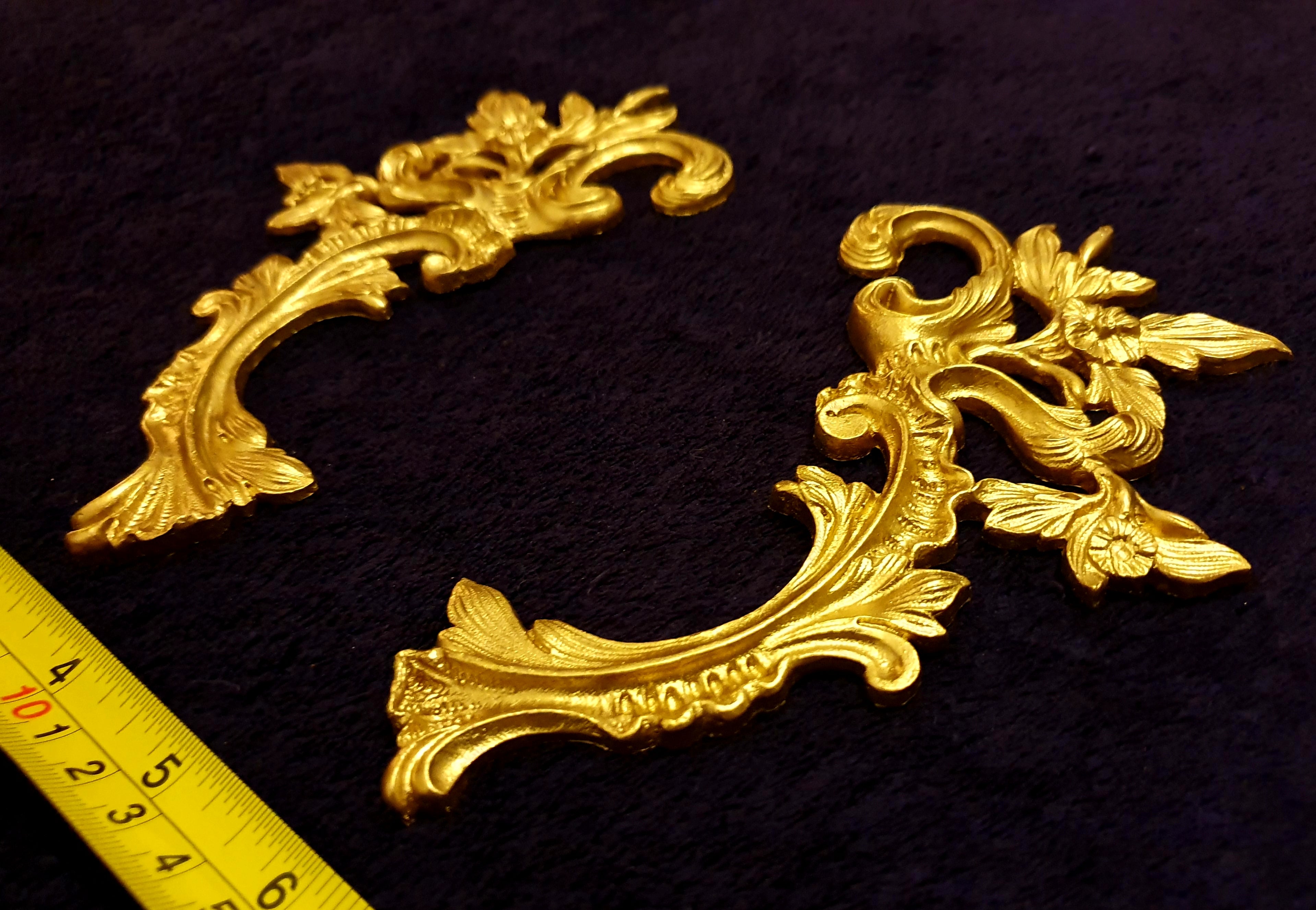PAIR DECORATIVE MOULDING ANTIQUE STYLE WALL MIRROR DECORATION (No73)