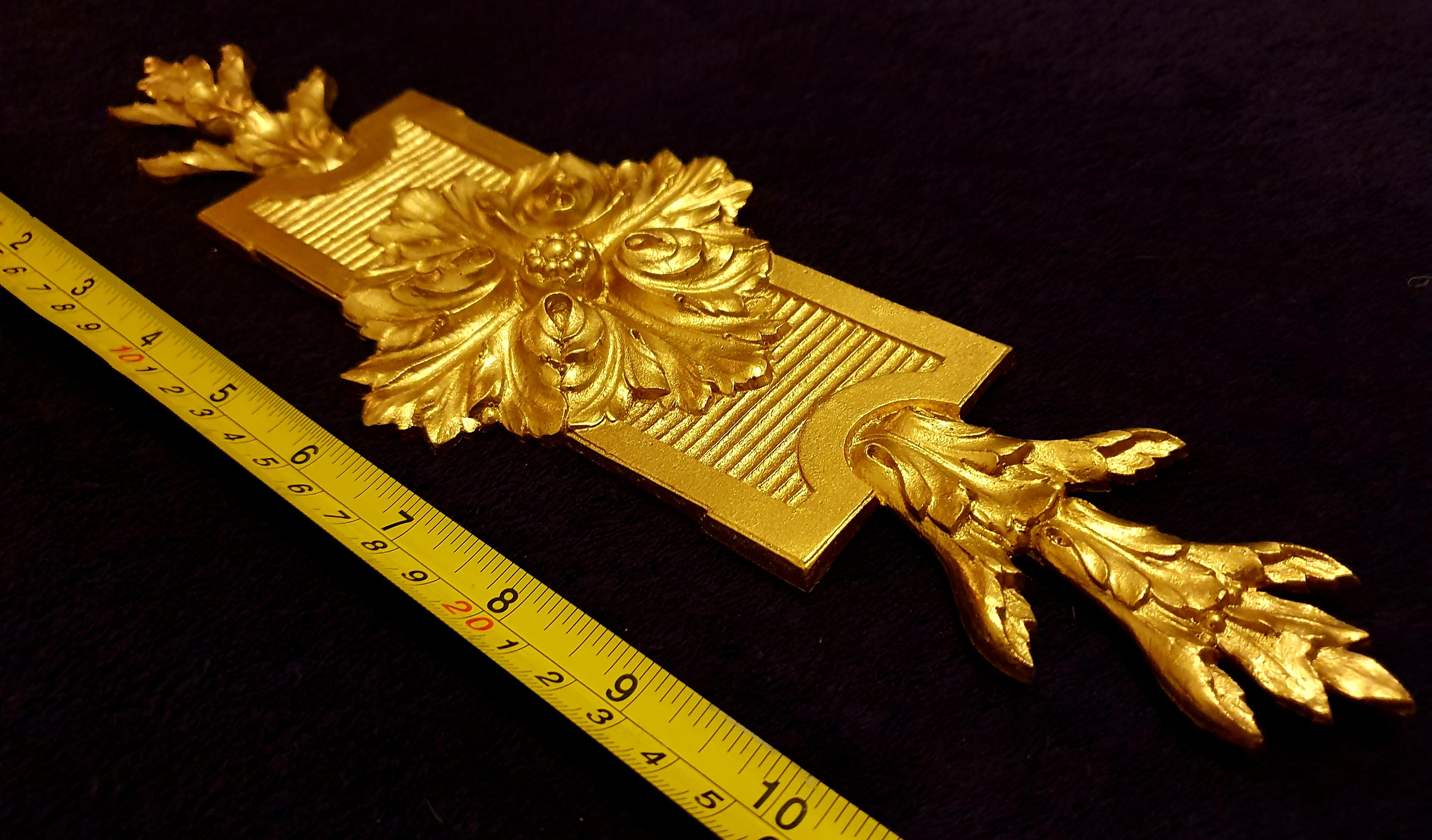 ORNATE ANTIQUE STYLE WALL MIRROR MOULDING DECORATION (No81)
