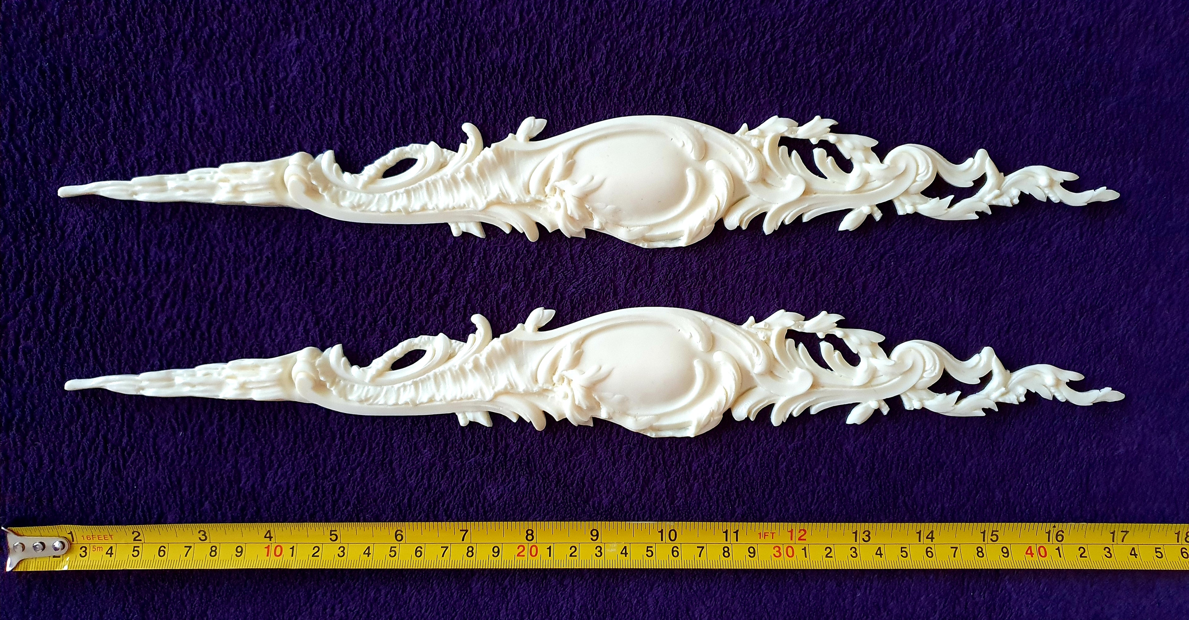 PAIR DECORATIVE MOULDING ANTIQUE STYLE WALL MIRROR DECORATION (No67)