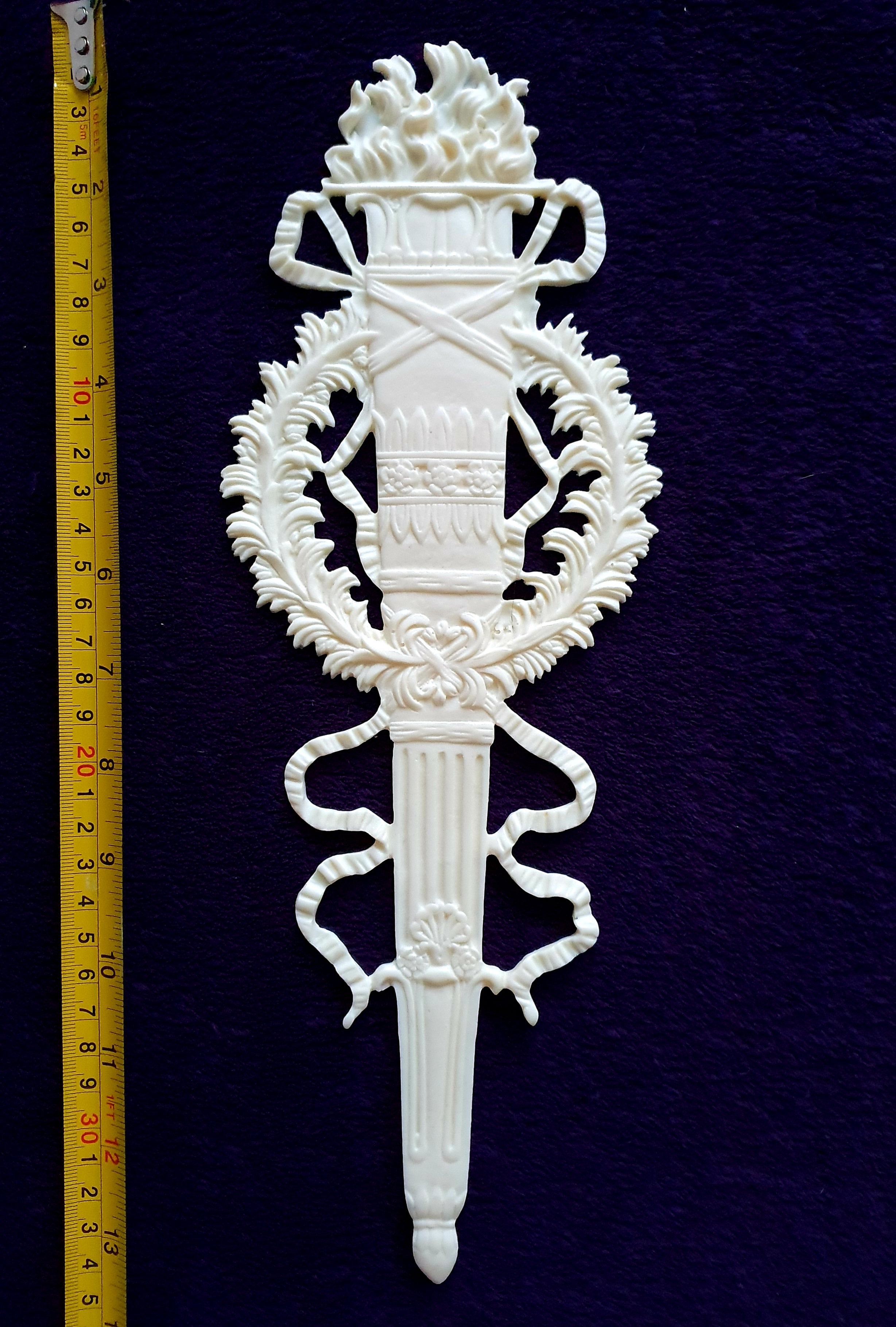 ORNATE ANTIQUE STYLE WALL MIRROR MOULDING DECORATION (No104)