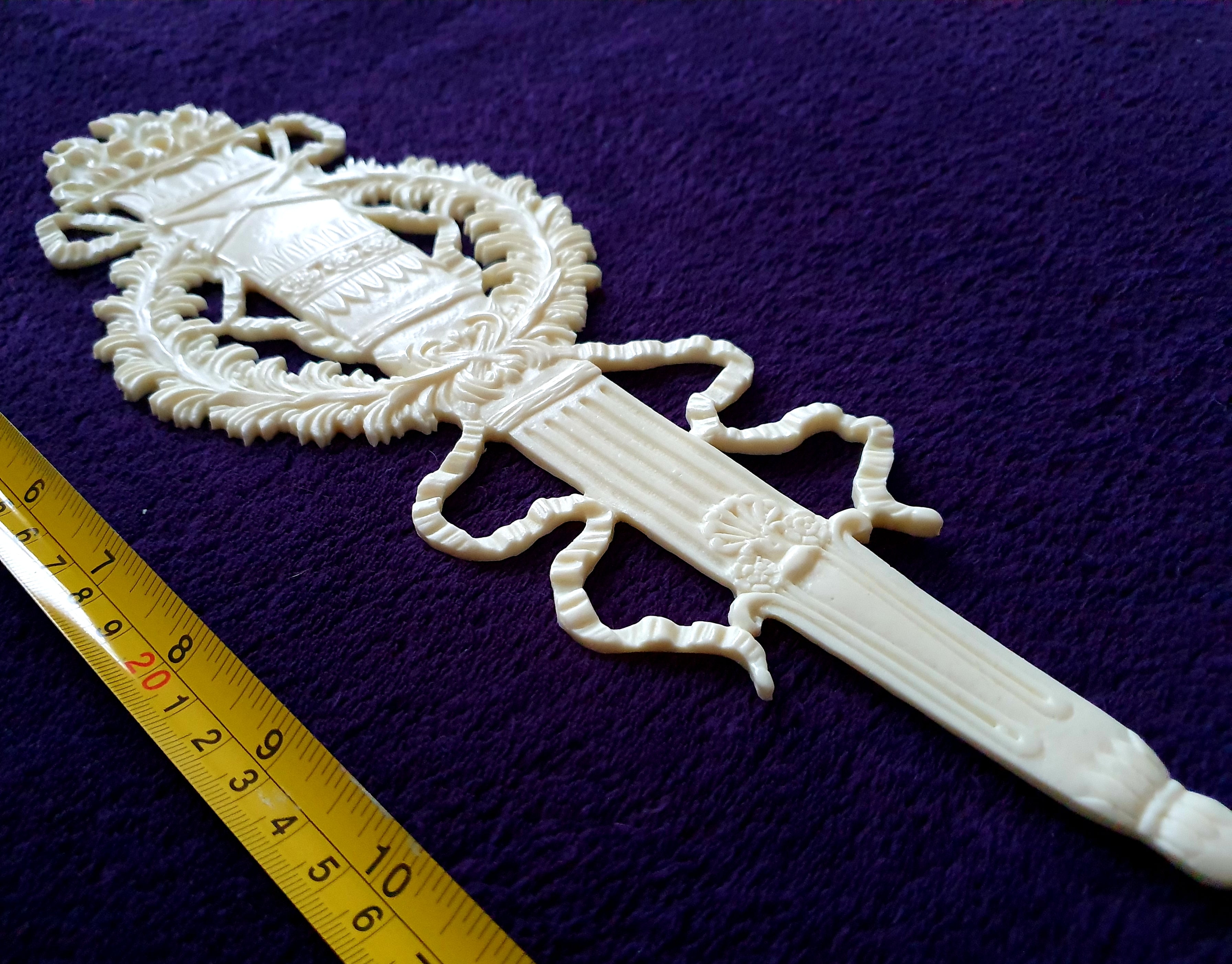 ORNATE ANTIQUE STYLE WALL MIRROR MOULDING DECORATION (No104)