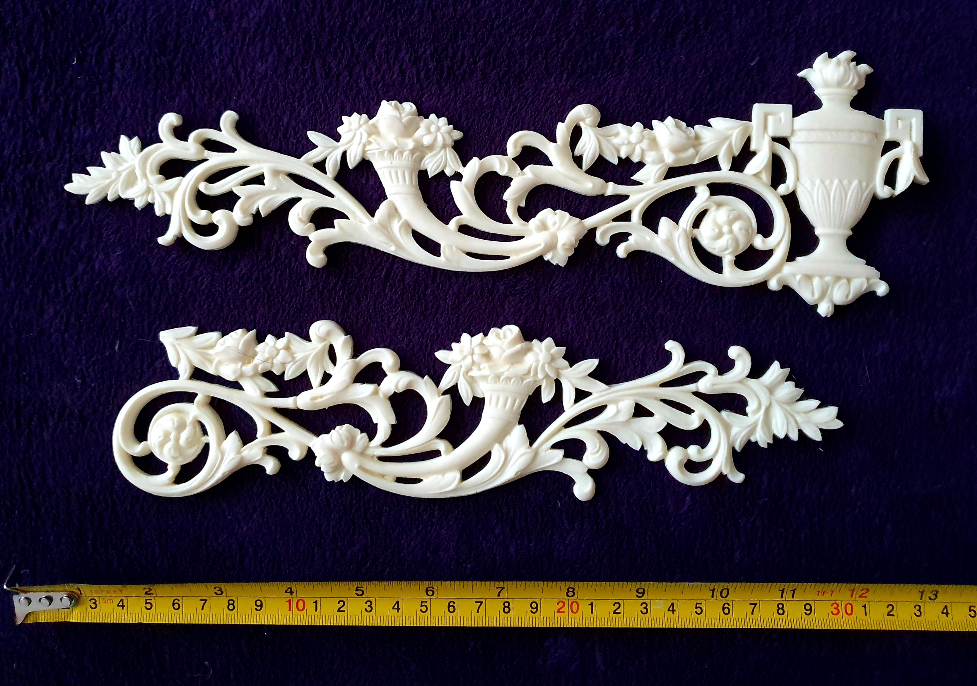 ORNATE ANTIQUE STYLE WALL MIRROR MOULDING DECORATION (No110)