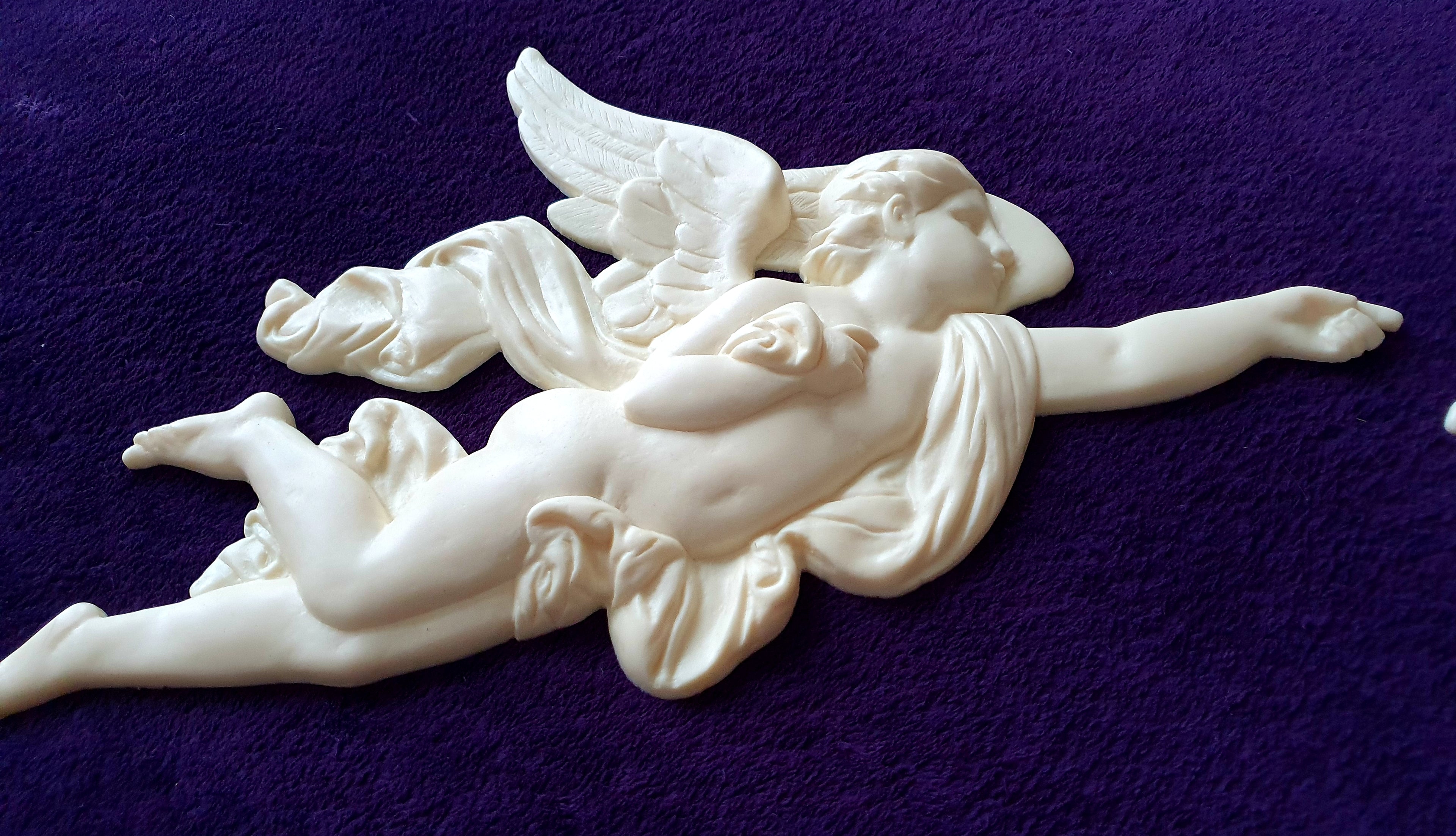 PAIR DECORATIVE MOULDING ANTIQUE ORNATE WALL OR FURNITURE DECORATION (No98)