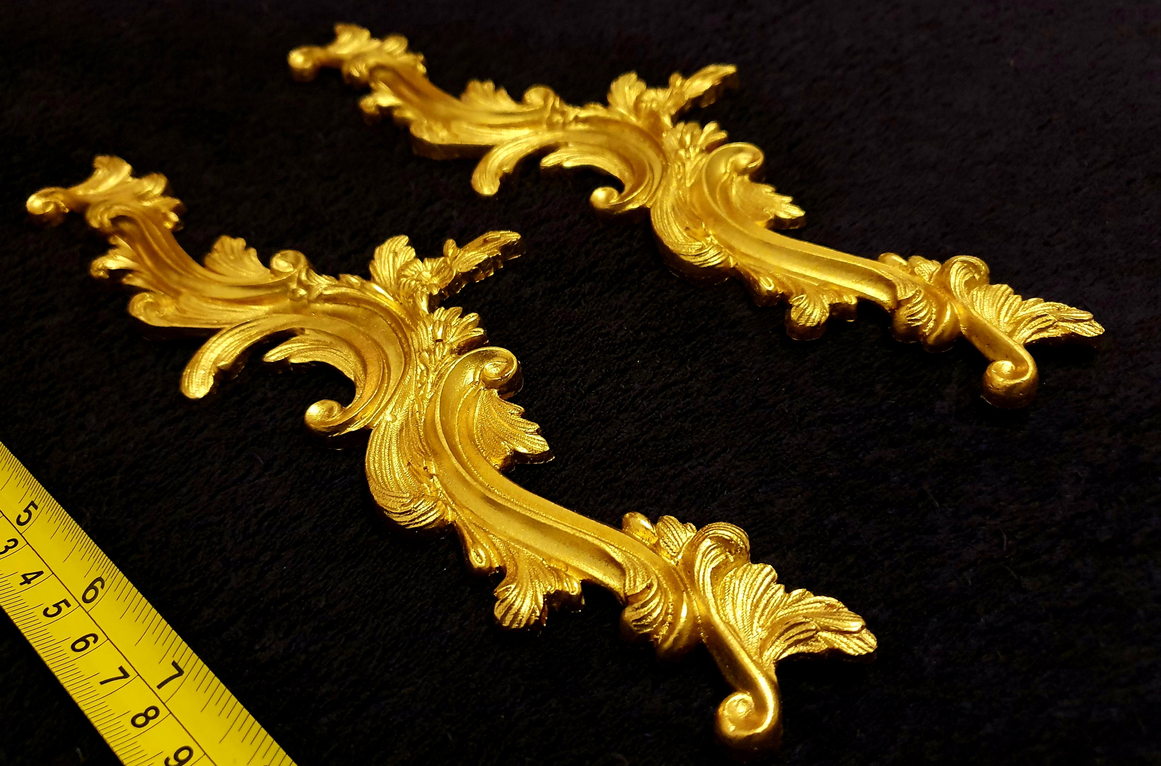 PAIR ORNATE ANTIQUE STYLE WALL MIRROR MOULDING DECORATION (No113)
