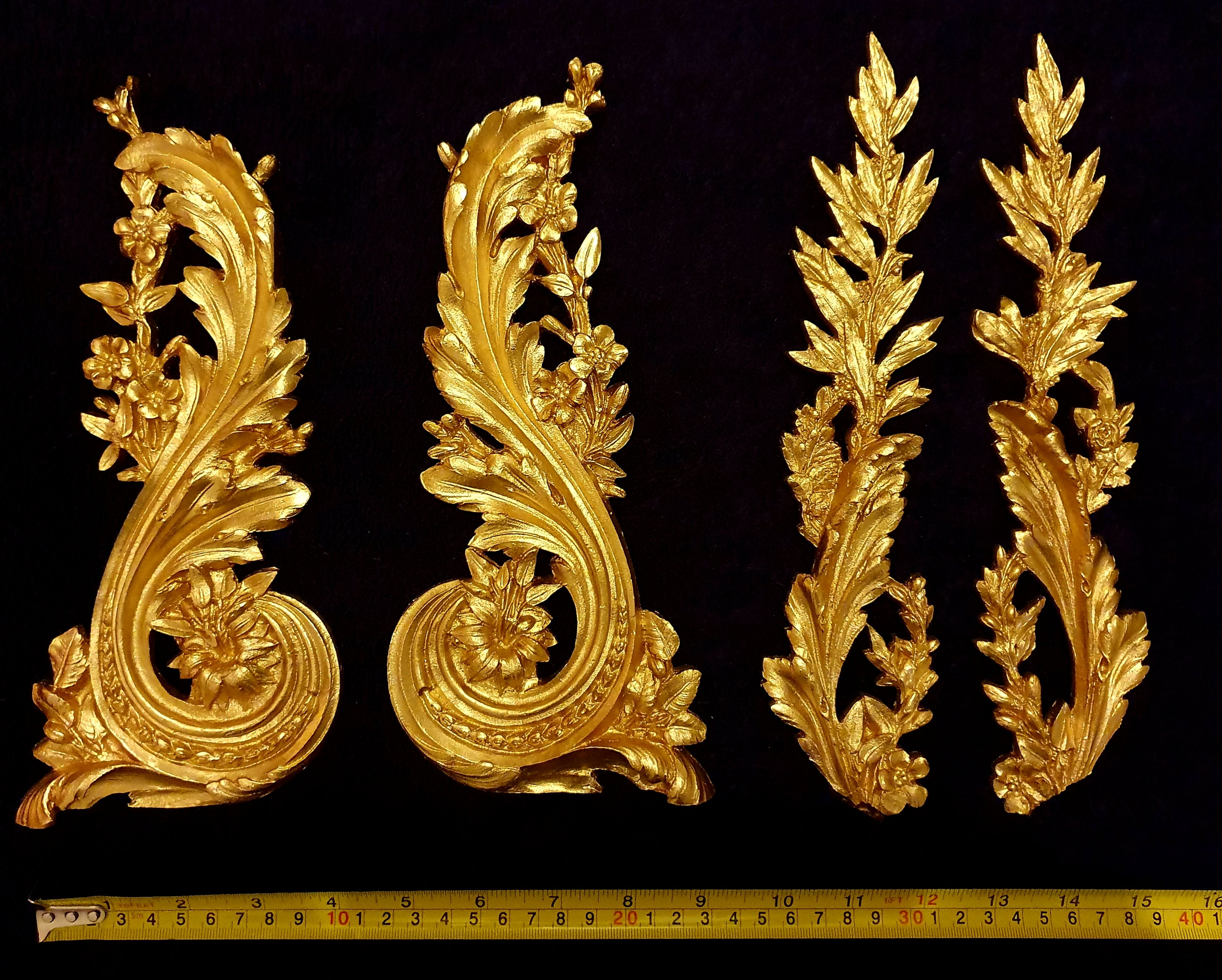 PAIR DECORATIVE MOULDING ANTIQUE ORNATE WALL OR FURNITURE DECORATION (No96)