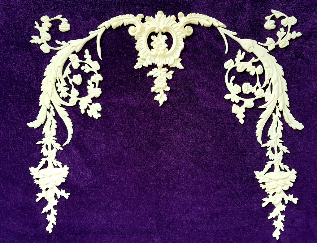 1 DECORATIVE ANTIQUE LOUIS XVI MARIE ANTOINETTE STYLE GILT OR WHITE WALL PANELLING PANEL (No116)