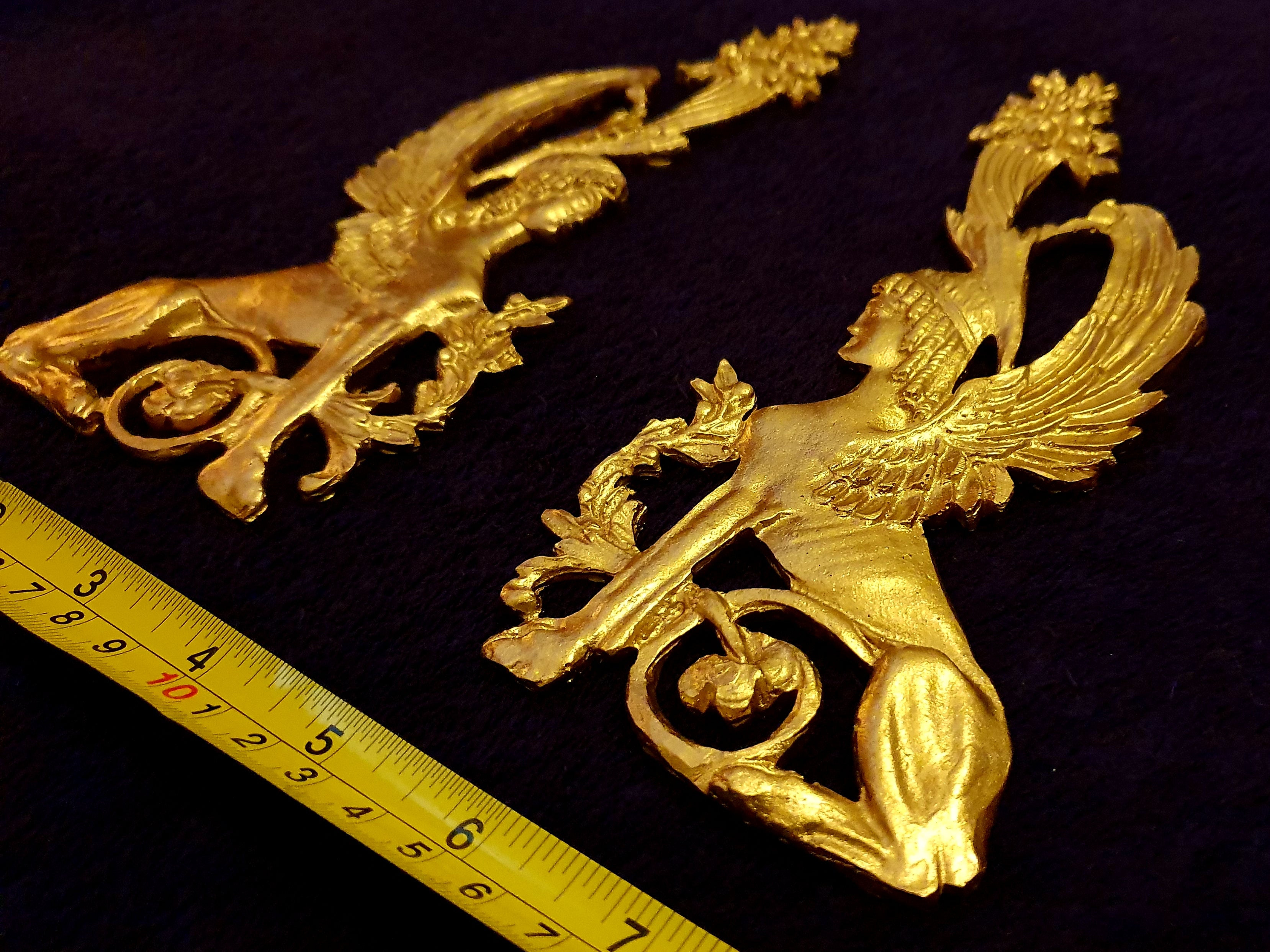 PAIR EMPIRE SPHINX GRIFFIN WALL MOULDING ONLAY APPLIQUE (No122)