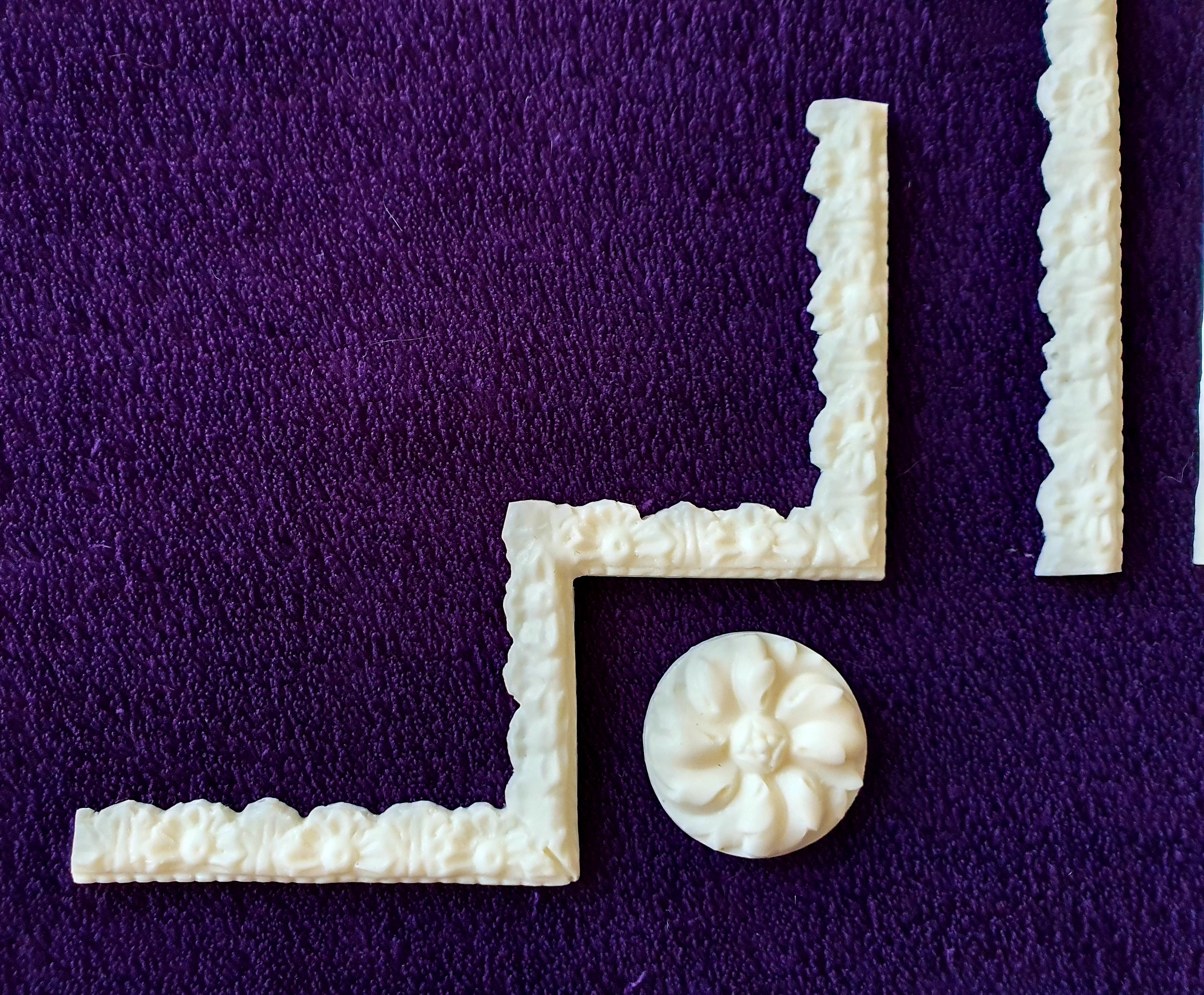 1 FRAME EMPIRE WALL MOULDING ONLAY APPLIQUE (No125)