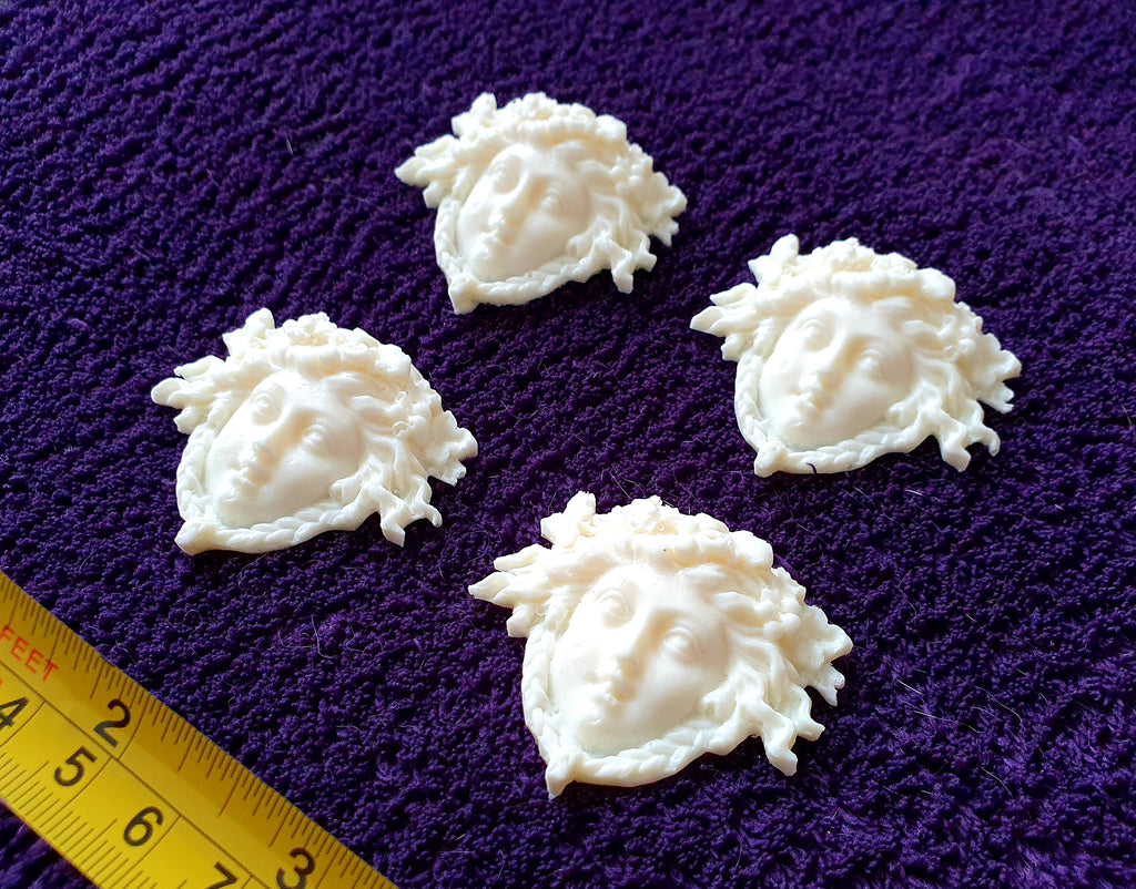 4 DECORATIVE MOULDINGS WALL MIRROR DECORATION (No124)