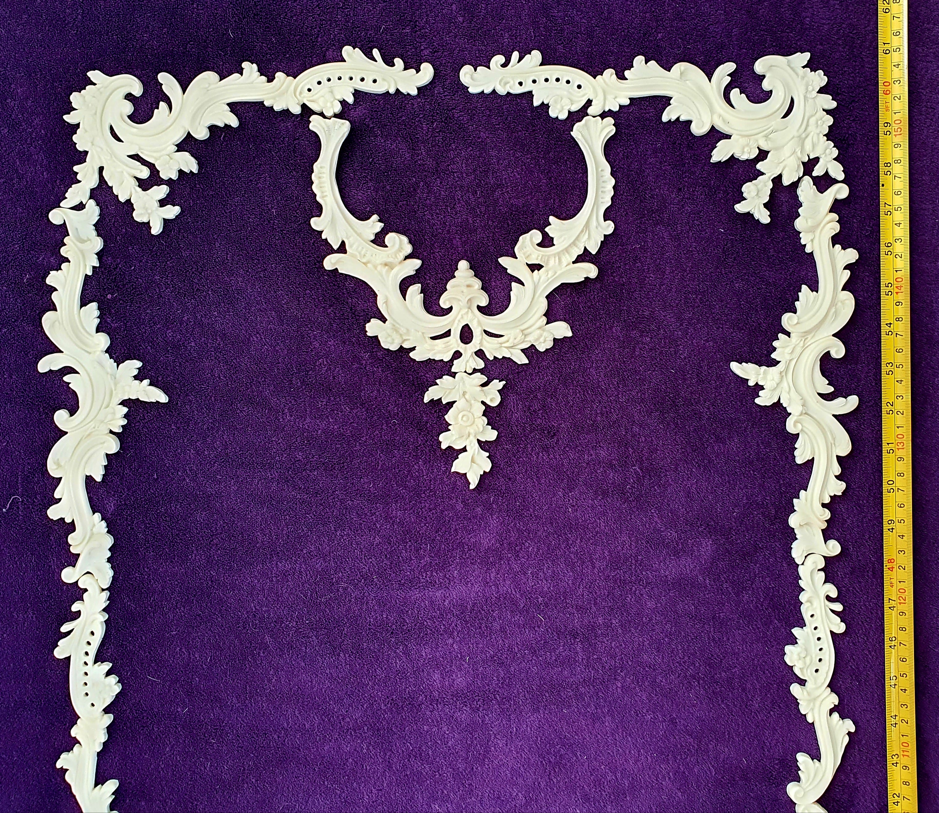 1 DECORATIVE ANTIQUE LOUIS XV STYLE GILT OR WHITE WALL PANELLING PANEL (No117)