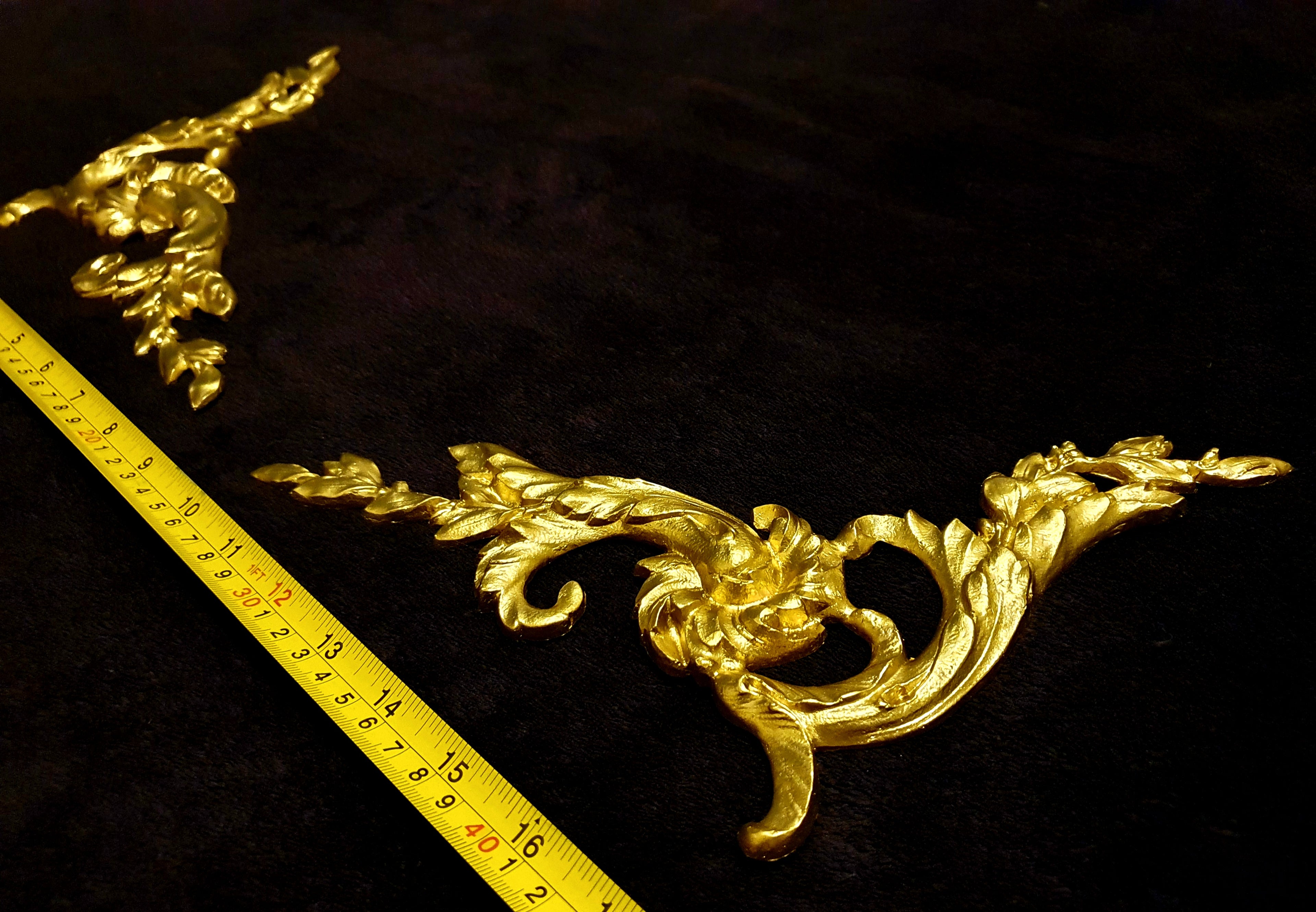 PAIR LARGE DECORATIVE MOULDING ANTIQUE STYLE WALL MIRROR DECORATION (No128)