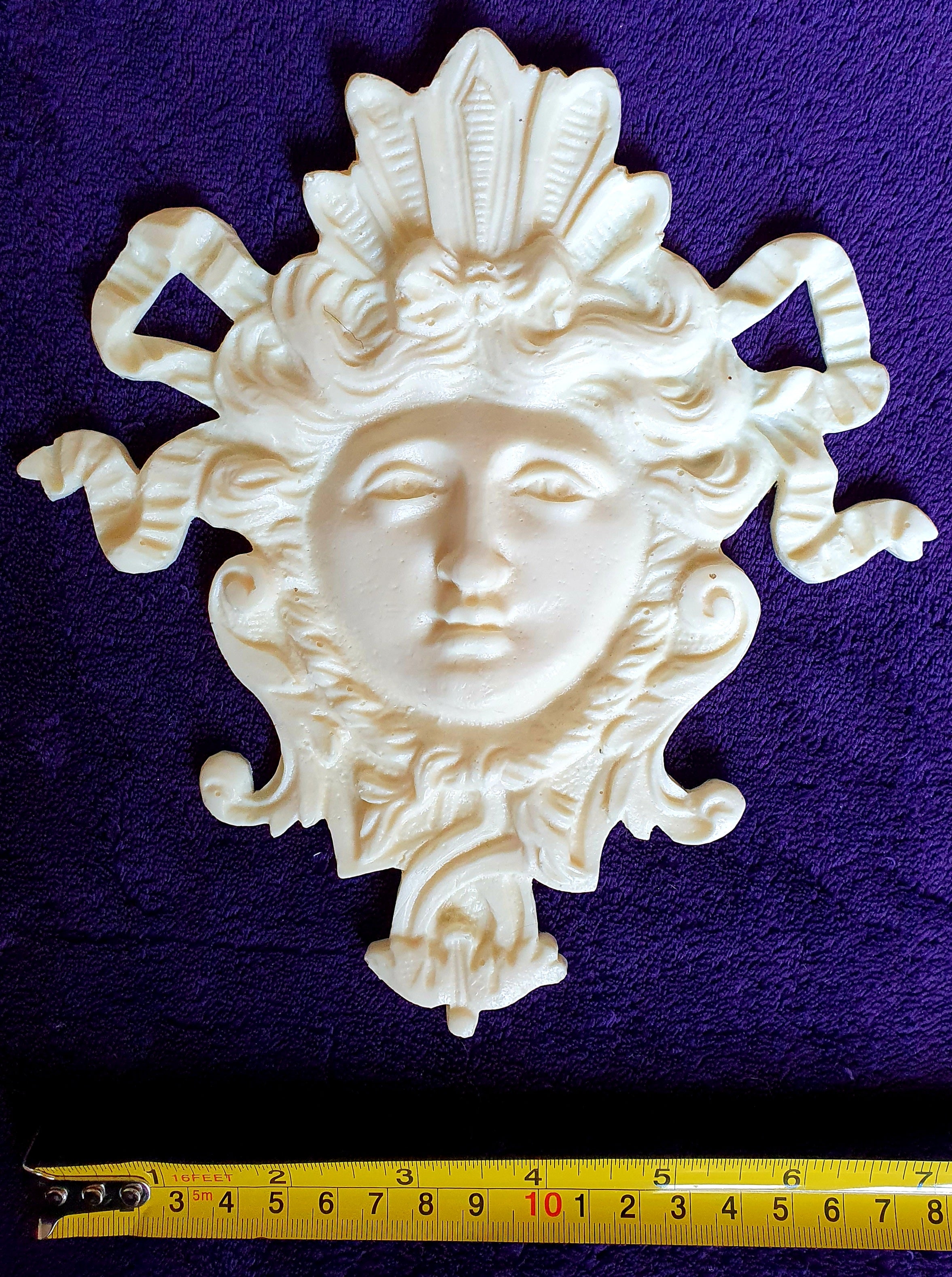 LARGE ORNATE LOUIS XVI WALL FEMALE FACE MOULDING DECORATION (No132)