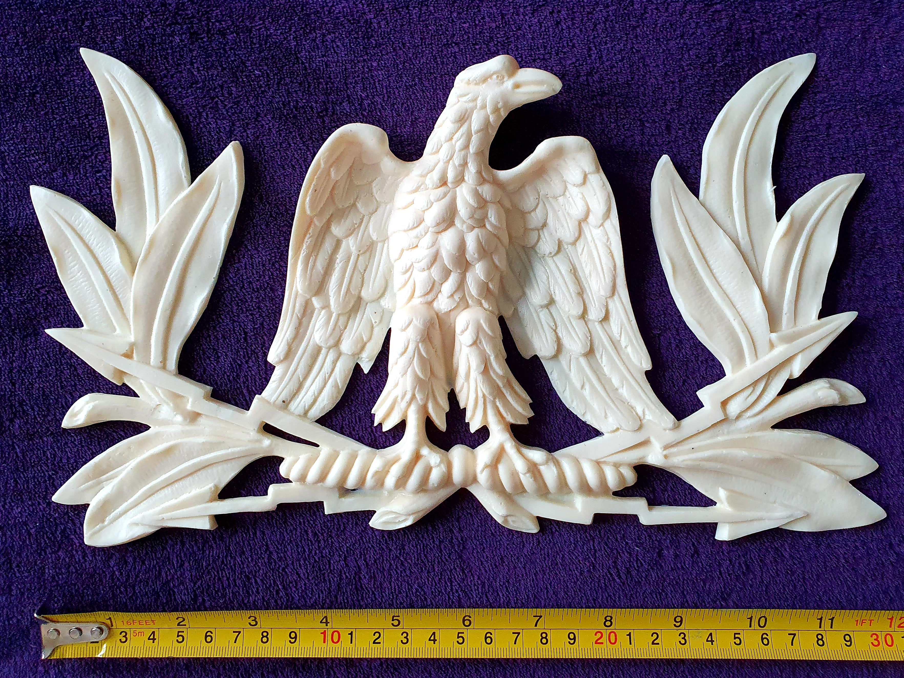 ORNATE LARGE ANTIQUE STYLE EAGLE WALL MIRROR MOULDING DECORATION (No135)