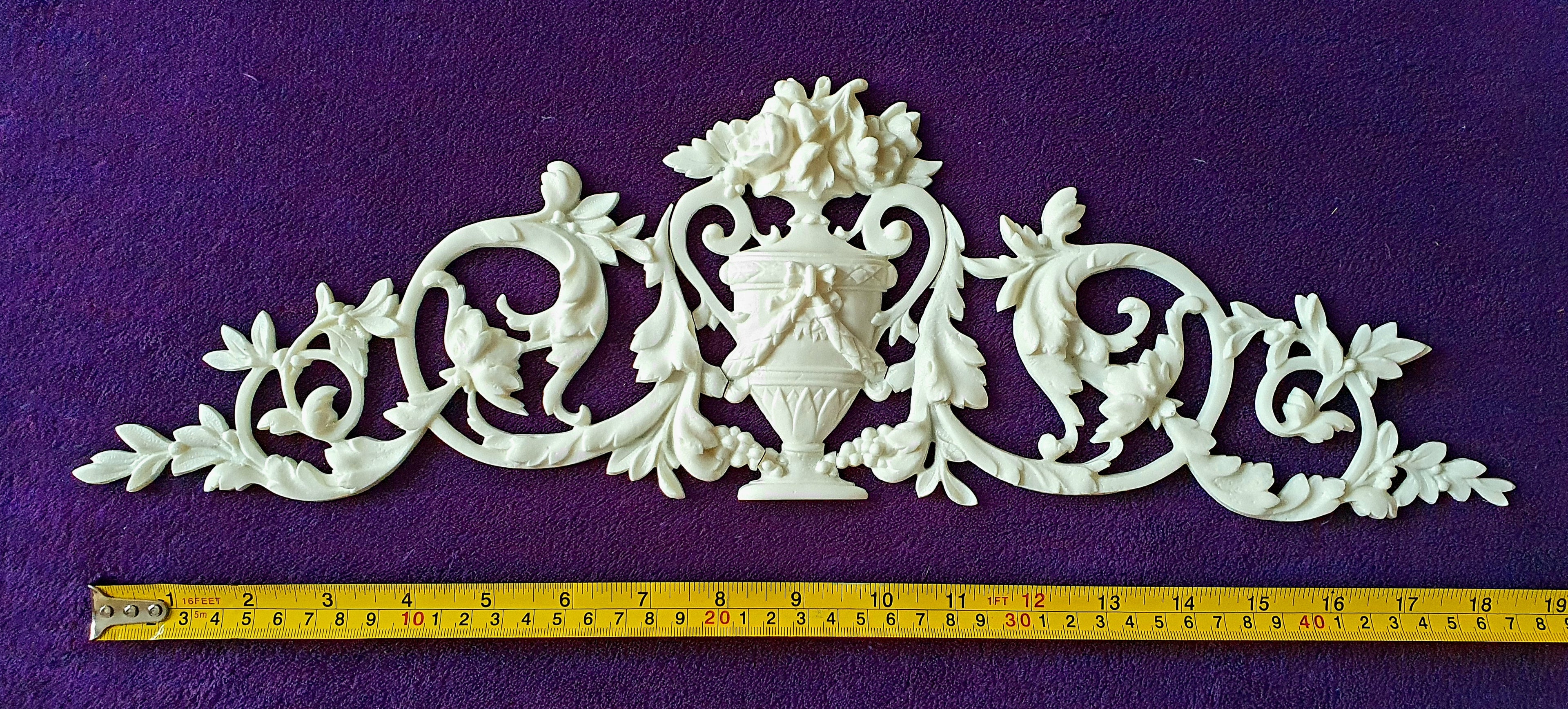 DECORATIVE RESIN MOULDING LOUIS XVI ANTIQUE APPLIQUE GILT WHITE WALL DECORATION (No141)