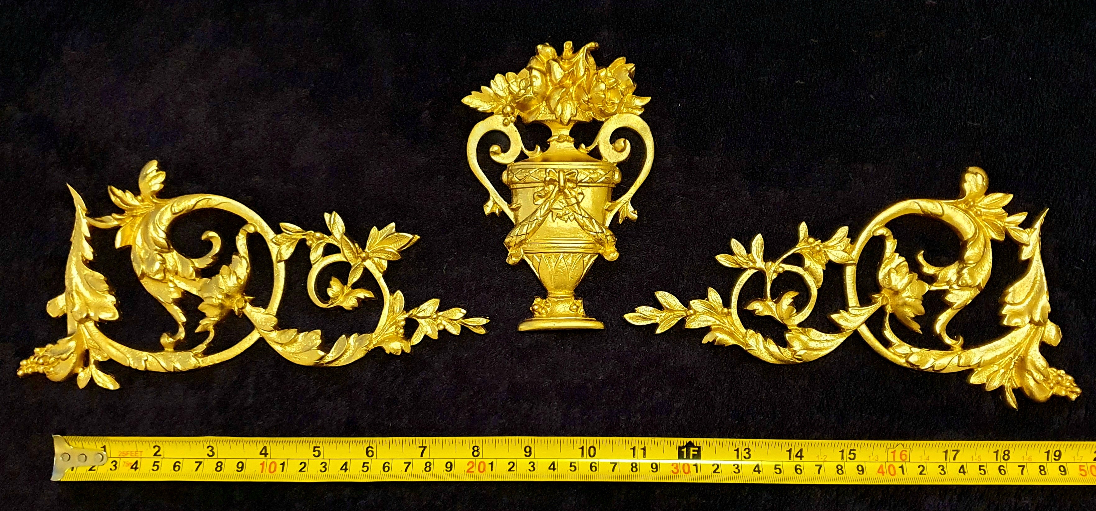 DECORATIVE RESIN MOULDING LOUIS XVI ANTIQUE APPLIQUE GILT WHITE WALL DECORATION (No141)